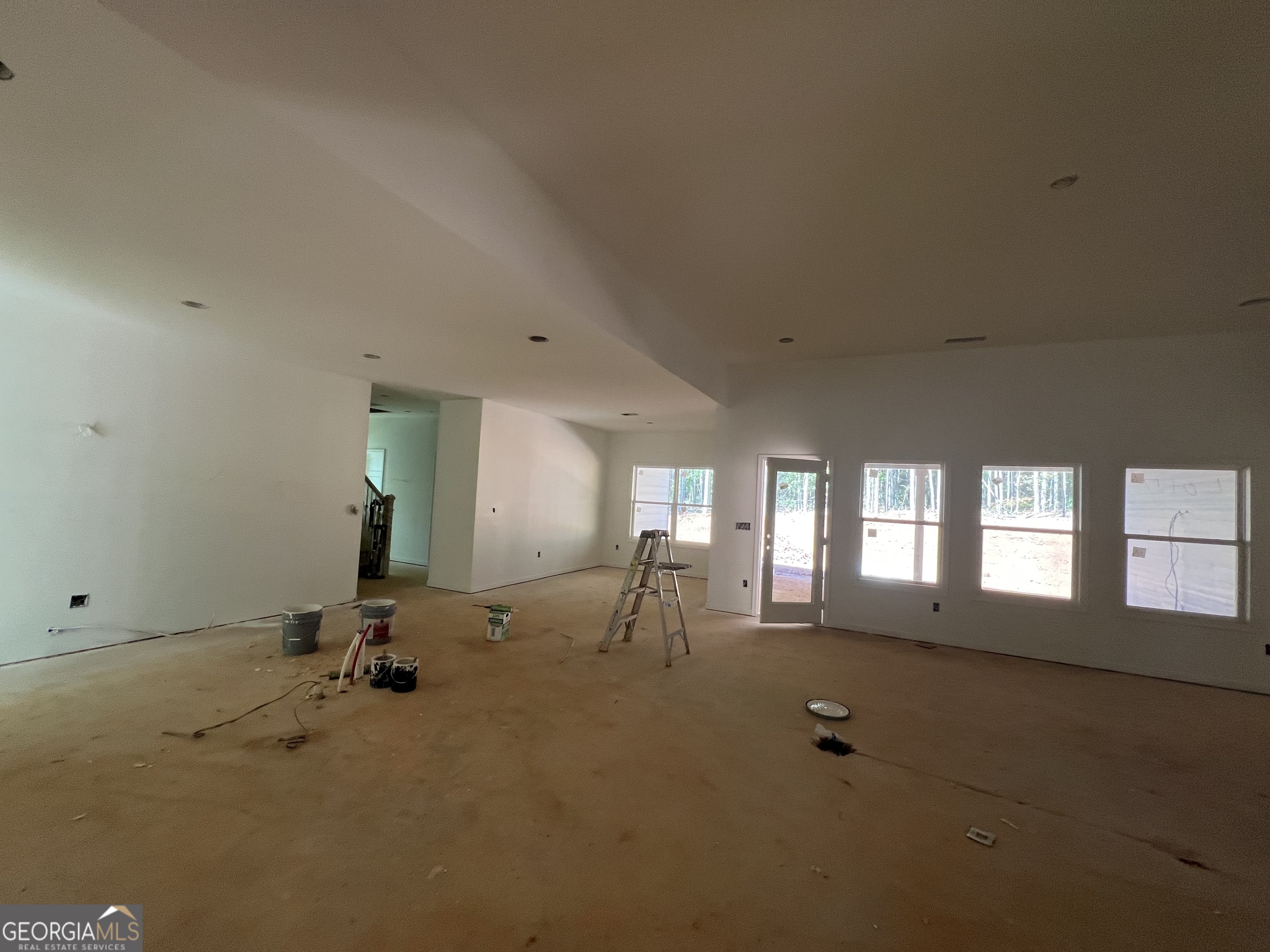 Griffin, Georgia, 30223, United States, 5 Bedrooms Bedrooms, ,4 BathroomsBathrooms,Residential,For Sale,1966245