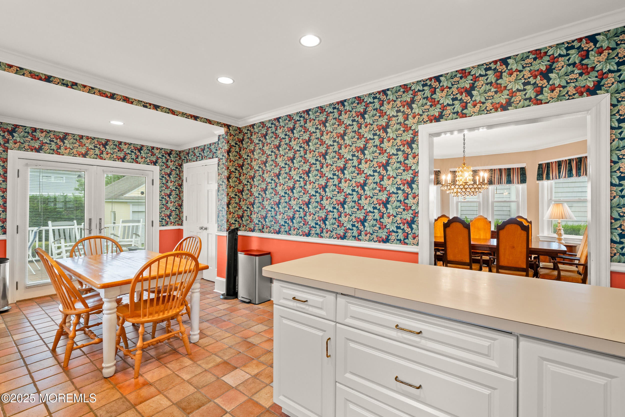 Allenhurst, New Jersey, 07711, United States, 6 Bedrooms Bedrooms, ,4 BathroomsBathrooms,Residential,For Sale,2010731