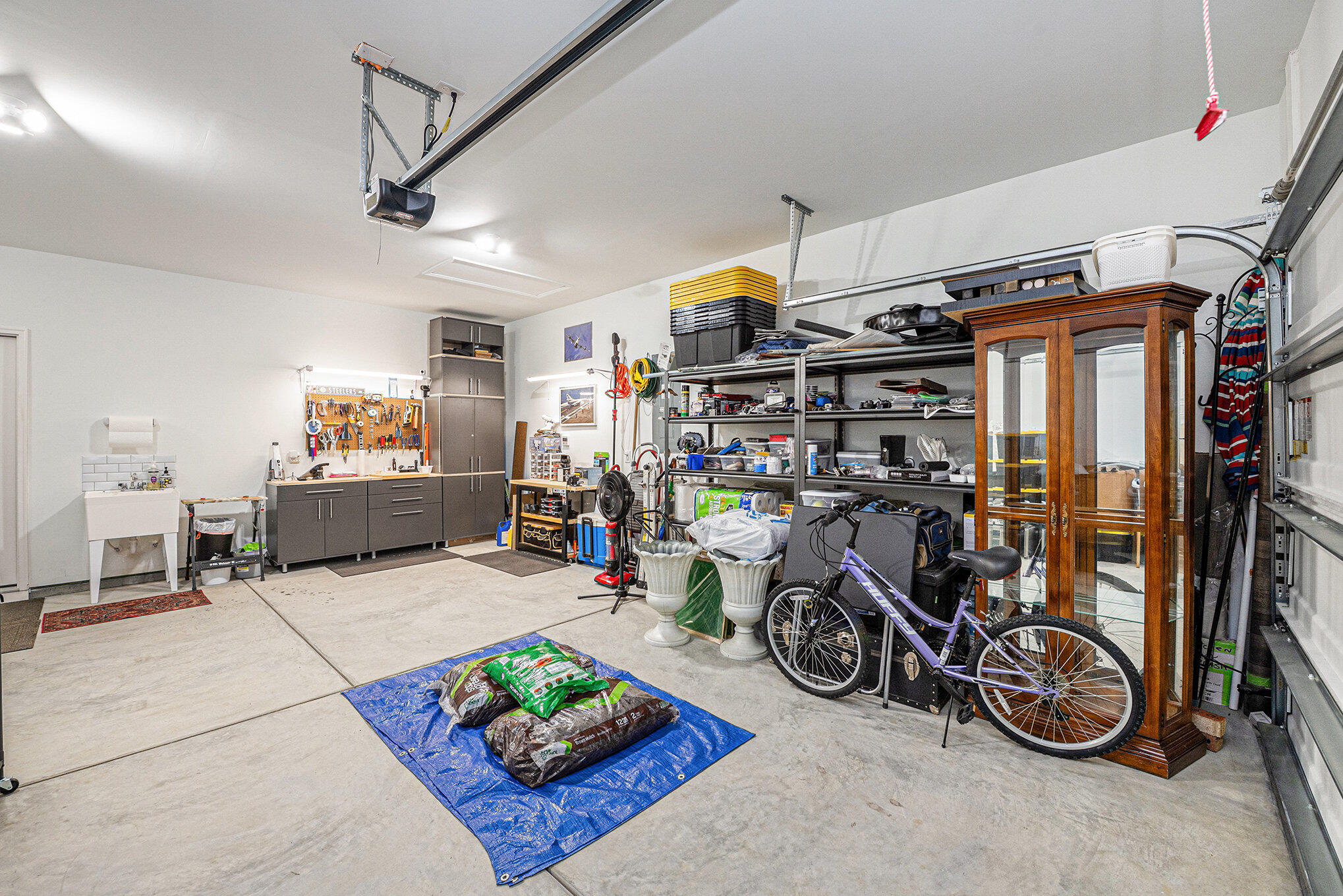 Summerville, South Carolina, 29486, United States, 4 Bedrooms Bedrooms, ,3 BathroomsBathrooms,Residential,For Sale,1882681