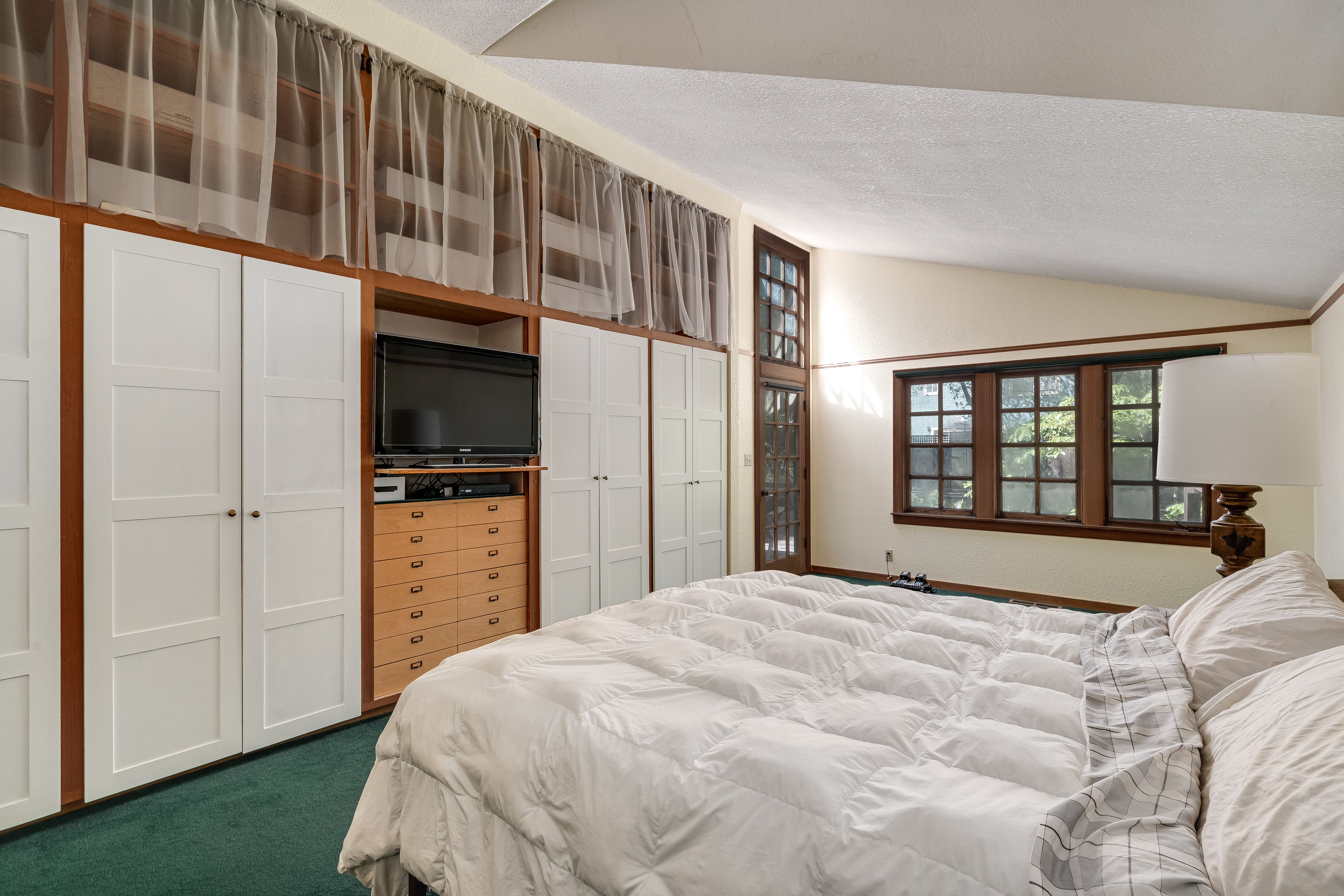  6641-6641A Yount Street - 物件實景