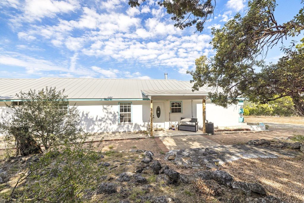 Ingram, Texas, 78025, United States, 4 Bedrooms Bedrooms, ,2 BathroomsBathrooms,Residential,For Sale,1975657