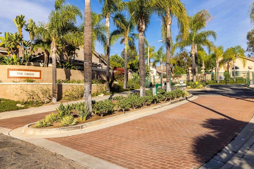 Simi Valley, California, 93065, United States, 3 Bedrooms Bedrooms, ,3 BathroomsBathrooms,Residential,For Sale,1883421