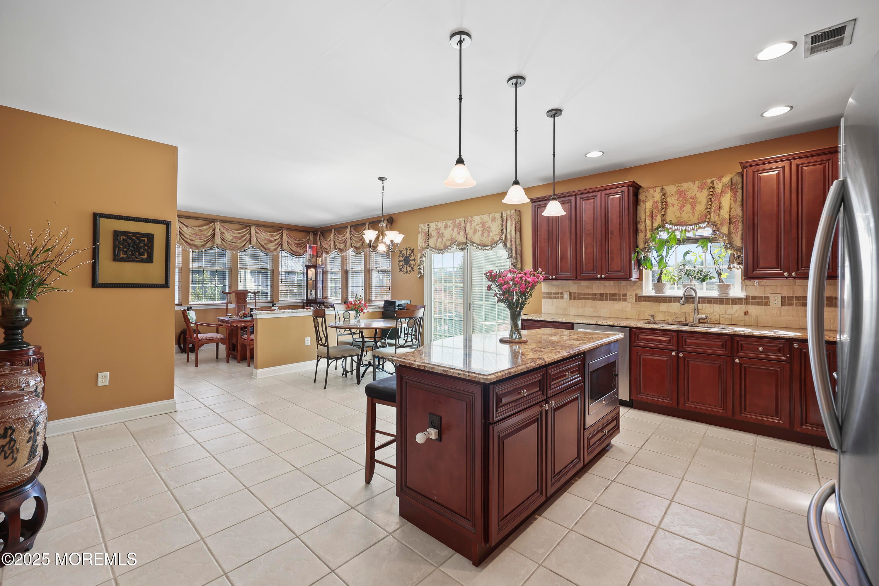 Freehold, New Jersey, 07728, United States, 5 Bedrooms Bedrooms, ,4 BathroomsBathrooms,Residential,For Sale,1983121