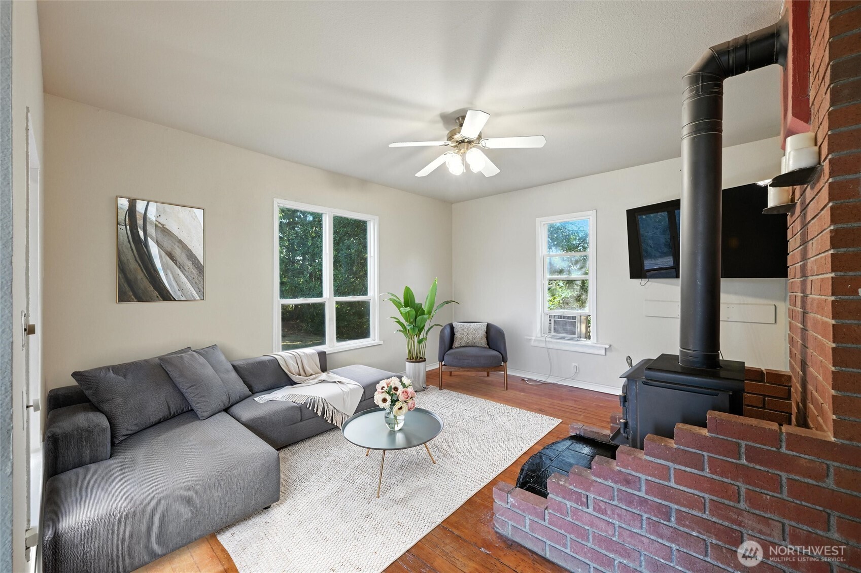 Bellingham, Washington, 98226, United States, 3 Bedrooms Bedrooms, ,2 BathroomsBathrooms,Residential,For Sale,1917195