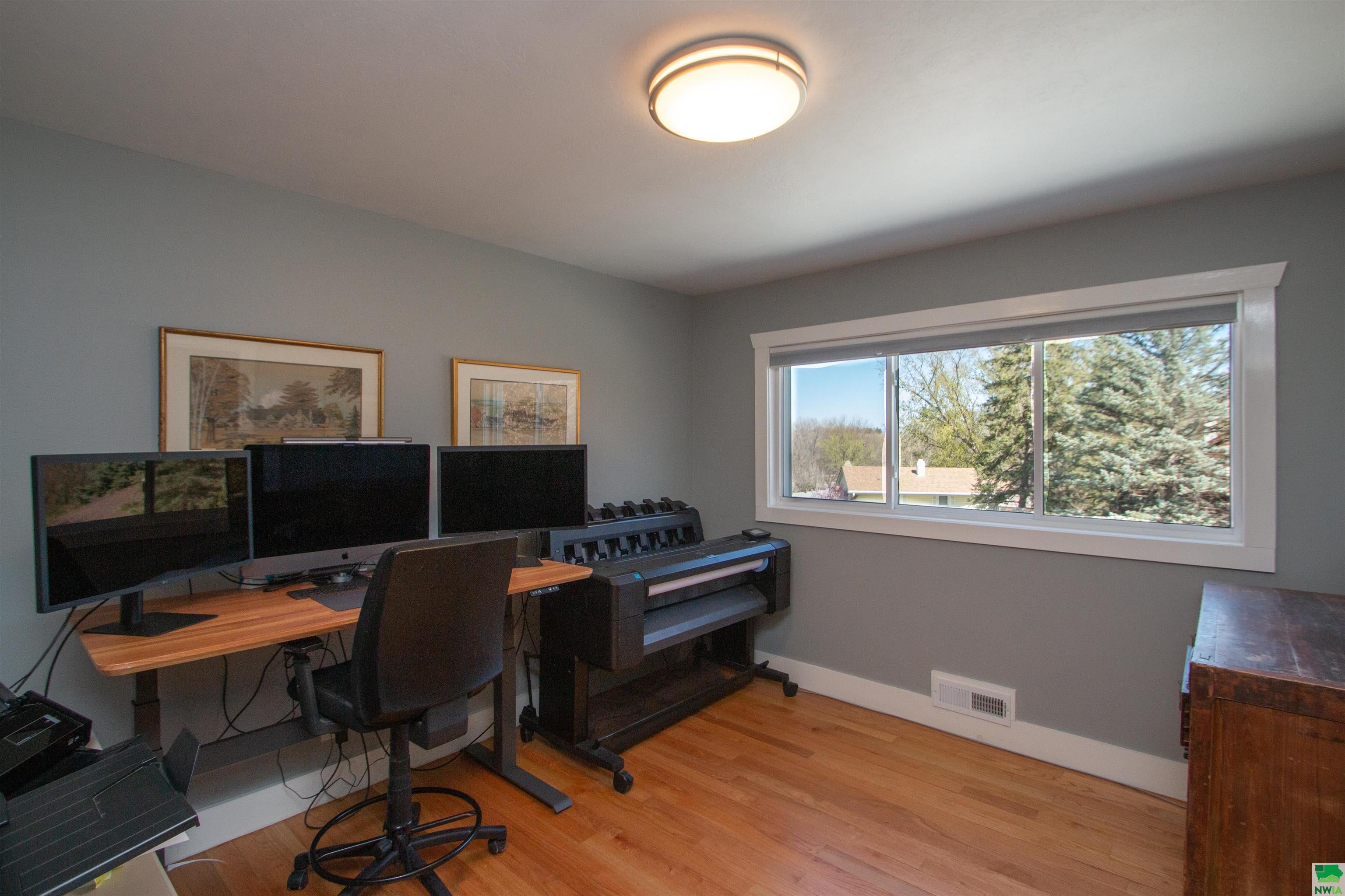 Sioux City, Iowa, 51104, United States, 5 Bedrooms Bedrooms, ,3 BathroomsBathrooms,Residential,For Sale,1921343