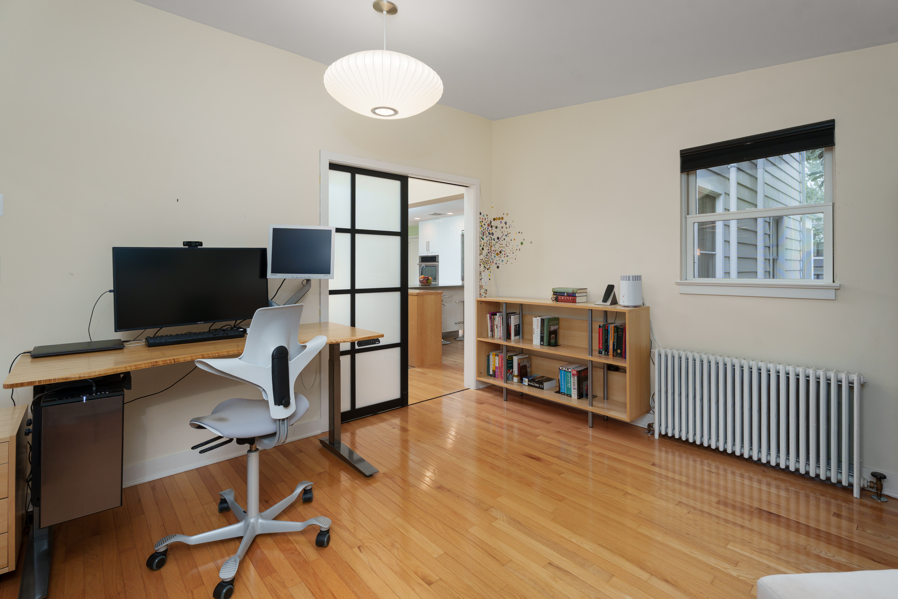  Flexible Living in a Modernized Littlebrook Home - 物件實景