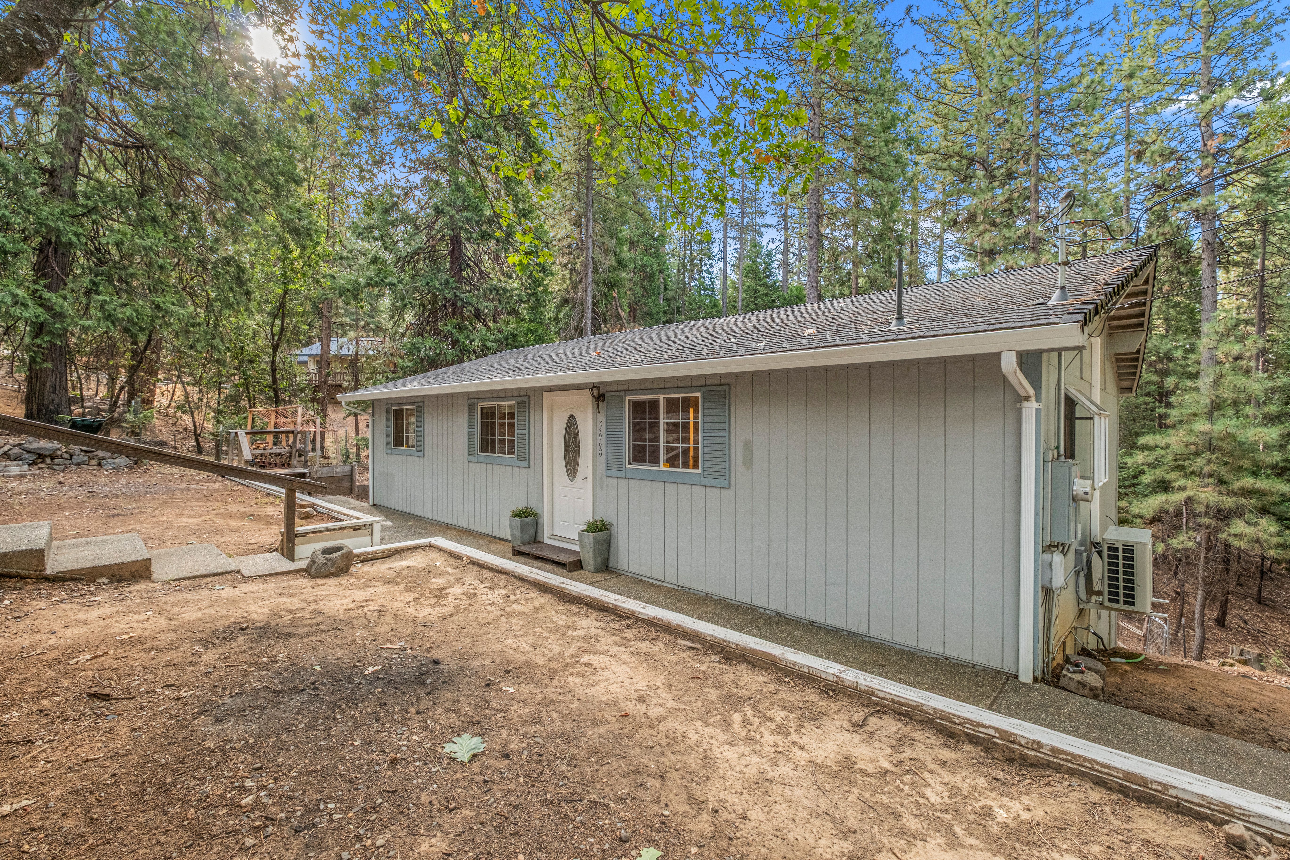  5648 Sierra Springs Drive, Pollock Pines, CA 95726 - 物件實景