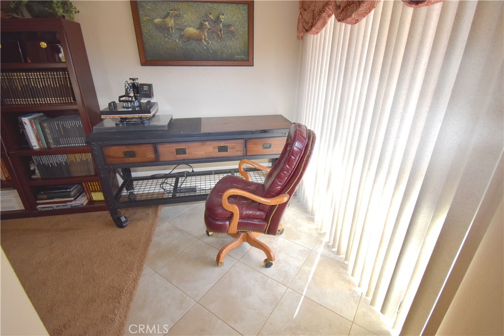 Apple Valley, California, 92308, United States, 5 Bedrooms Bedrooms, ,4 BathroomsBathrooms,Residential,For Sale,1941981