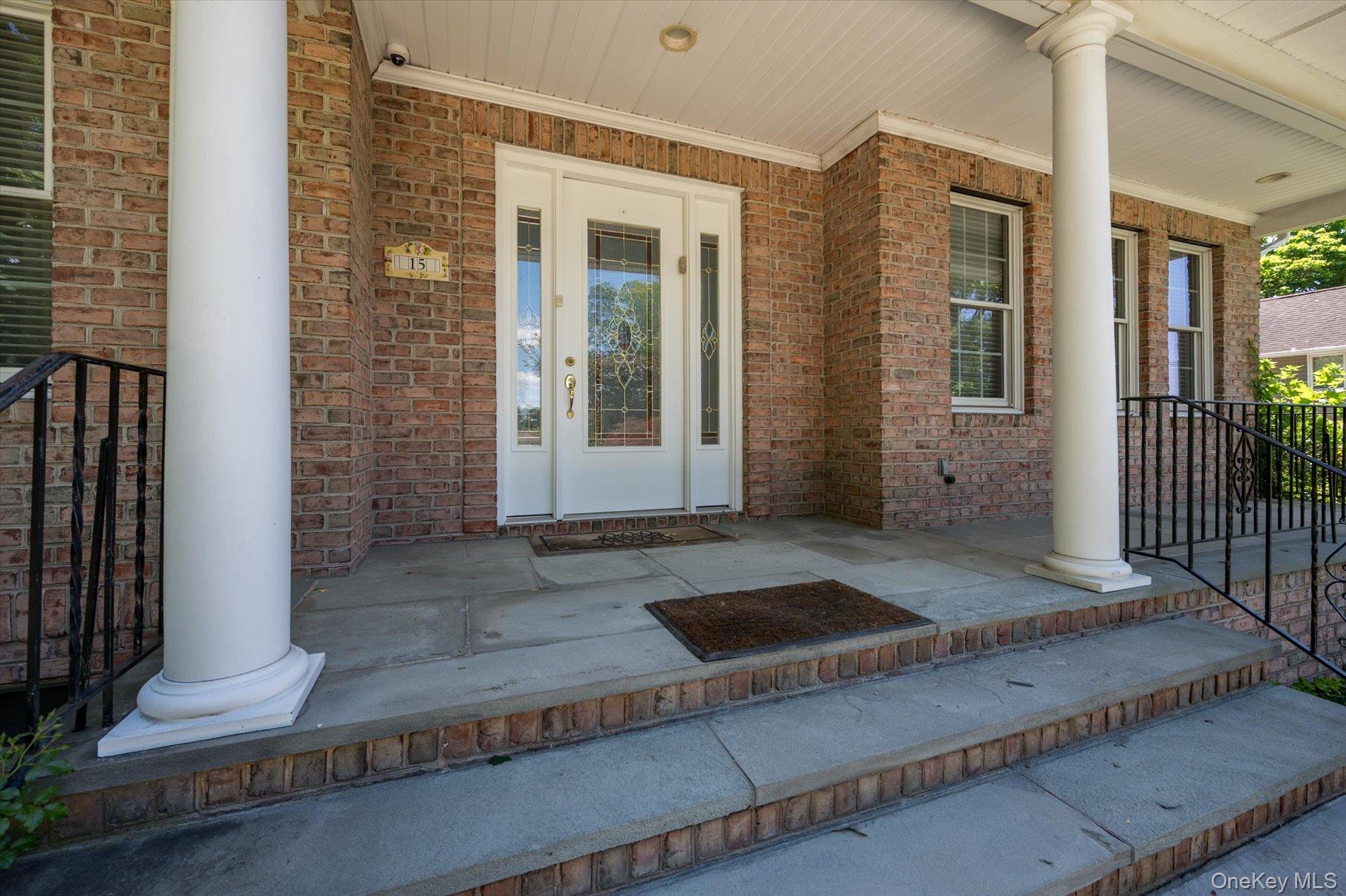  15 Church Street, Roslyn, NY, 11576 - 物件實景