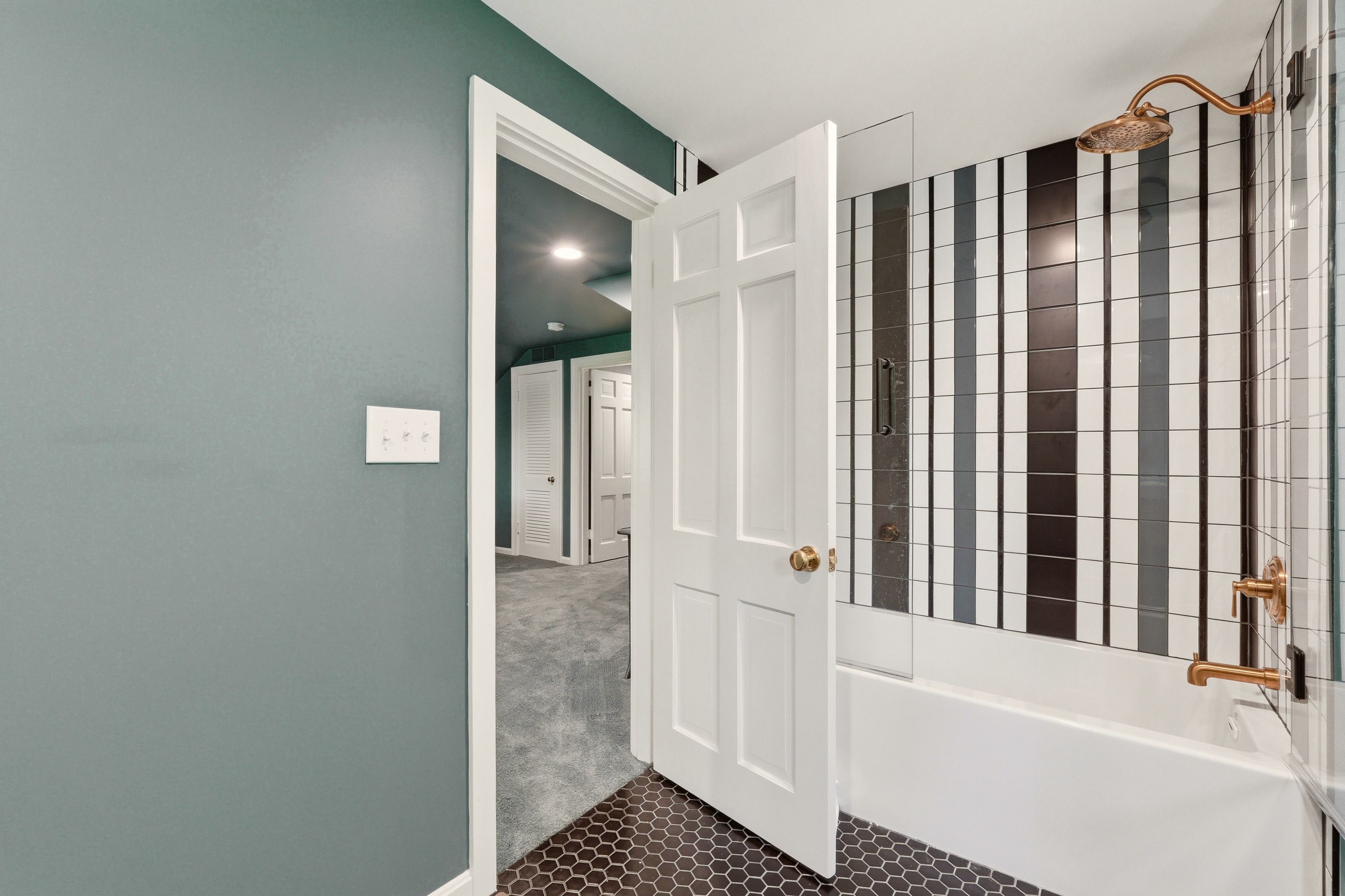  506 Jarvis Lane, Louisville, KY 40207 - 物件實景