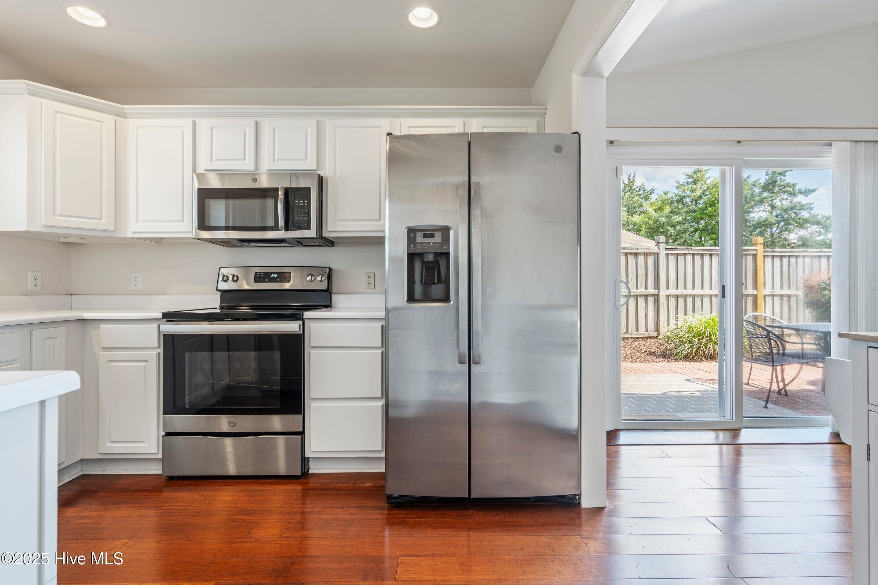 Wilmington, North Carolina, 28405, United States, 4 Bedrooms Bedrooms, ,2 BathroomsBathrooms,Residential,For Sale,1957483