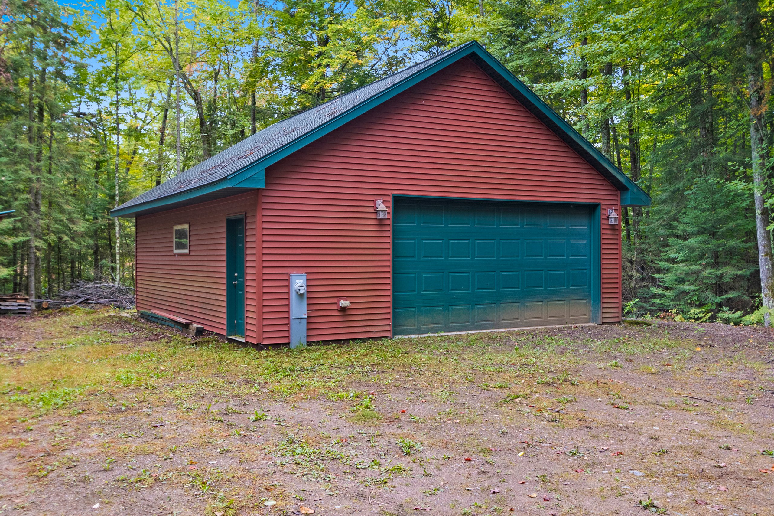 Lakewood, Wisconsin, 54138, United States, 3 Bedrooms Bedrooms, ,1 BathroomBathrooms,Residential,For Sale,1948310