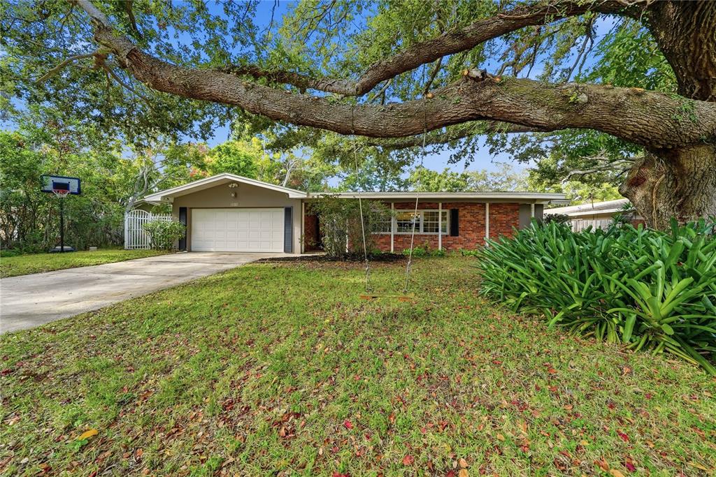 St Petersburg, Florida, 33703, United States, 4 Bedrooms Bedrooms, ,4 BathroomsBathrooms,Residential,For Sale,2002188