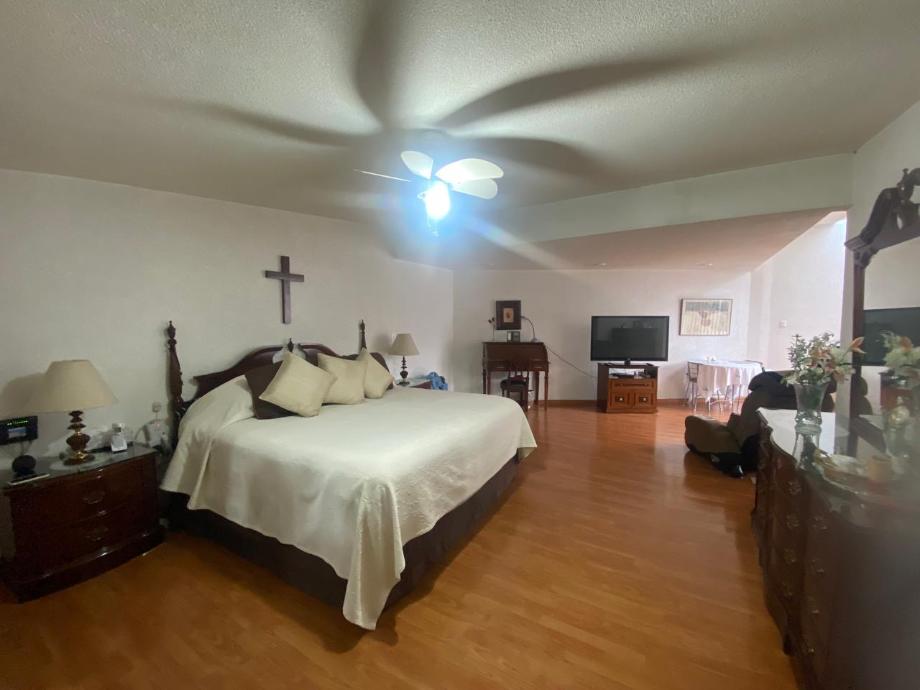 Miguel Hidalgo, Ciudad de México, 11000, Mexico, 3 Bedrooms Bedrooms, ,3 BathroomsBathrooms,Residential,For Sale,1917968