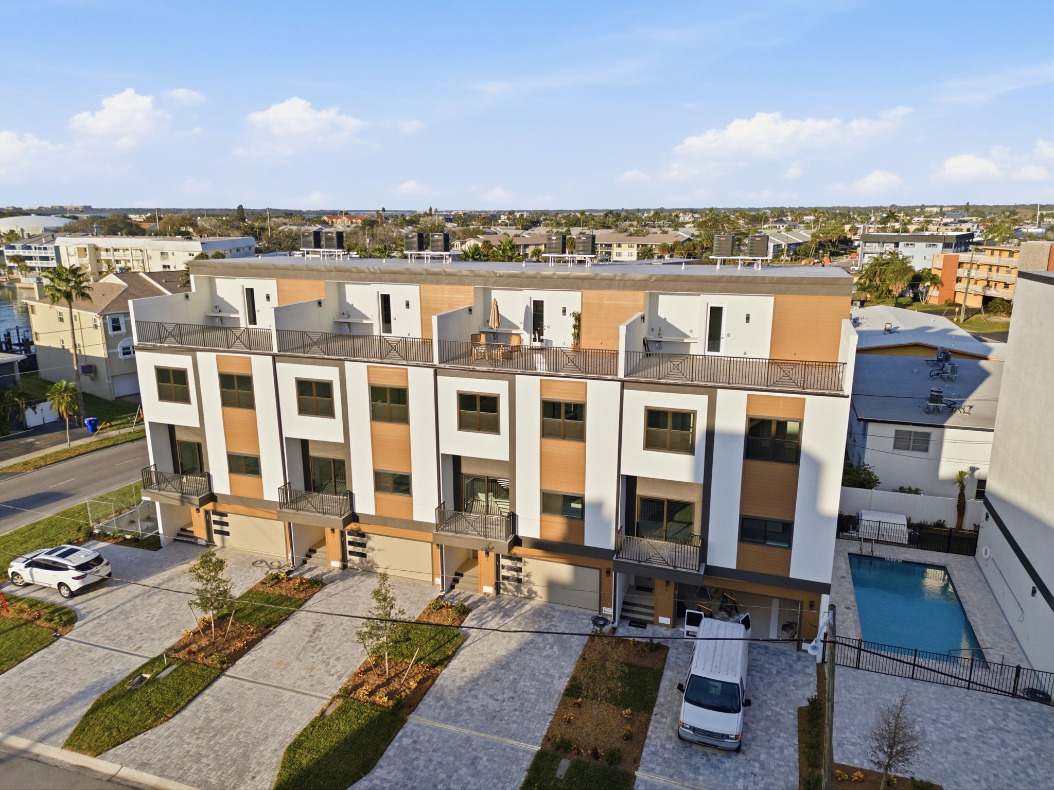 Treasure Island, Florida, 33706, United States, 5 Bedrooms Bedrooms, ,4 BathroomsBathrooms,Residential,For Sale,1887391