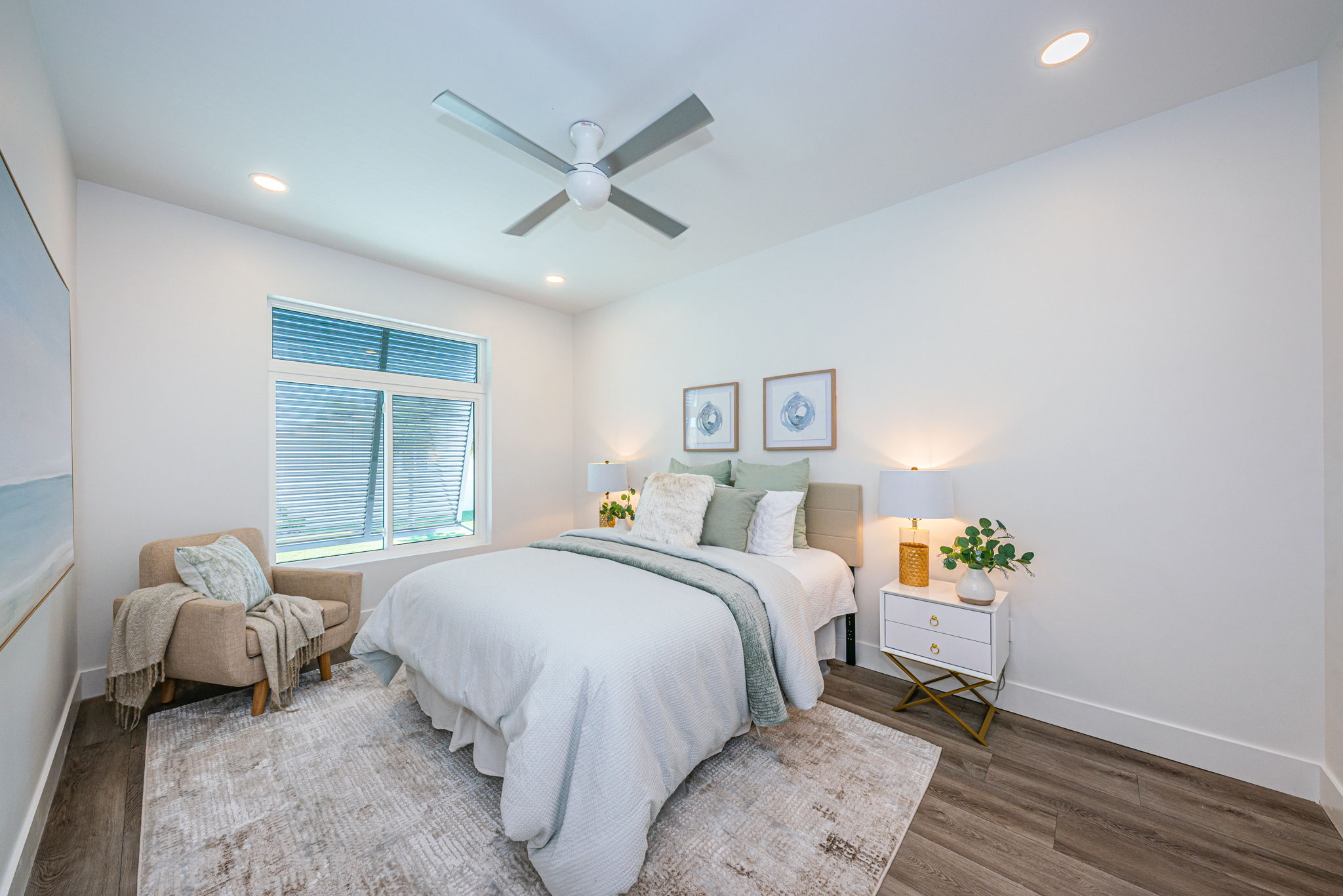 Treasure Island, Florida, 33706, United States, 4 Bedrooms Bedrooms, ,3 BathroomsBathrooms,Residential,For Sale,1978283