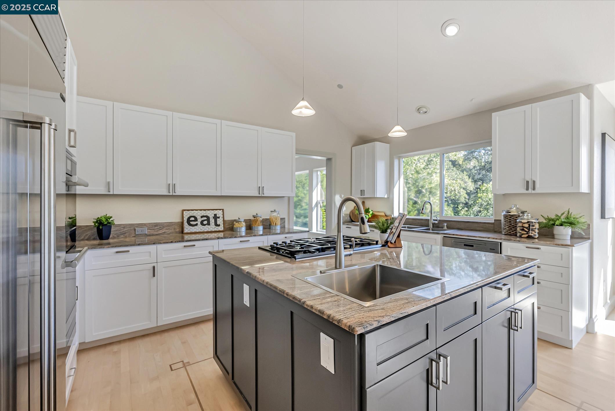 Orinda, California, 94563, United States, 4 Bedrooms Bedrooms, ,3 BathroomsBathrooms,Residential,For Sale,1942237