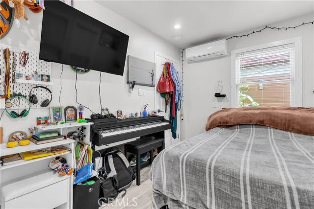 Commerce, California, 90040, United States, 1 Bedroom Bedrooms, ,1 BathroomBathrooms,Residential,For Sale,2015348