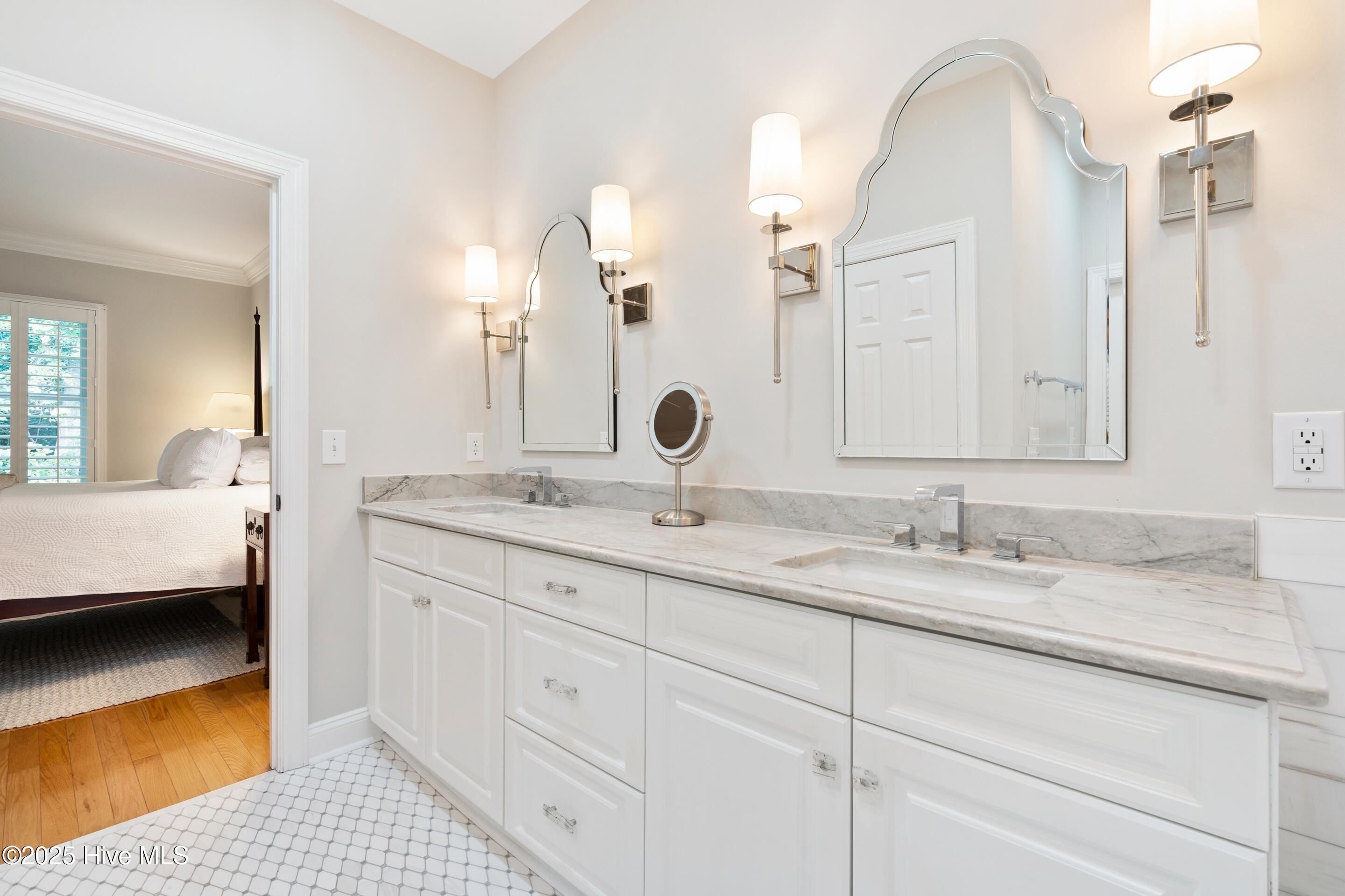 Wilmington, North Carolina, 28405, United States, 3 Bedrooms Bedrooms, ,3 BathroomsBathrooms,Residential,For Sale,1924971