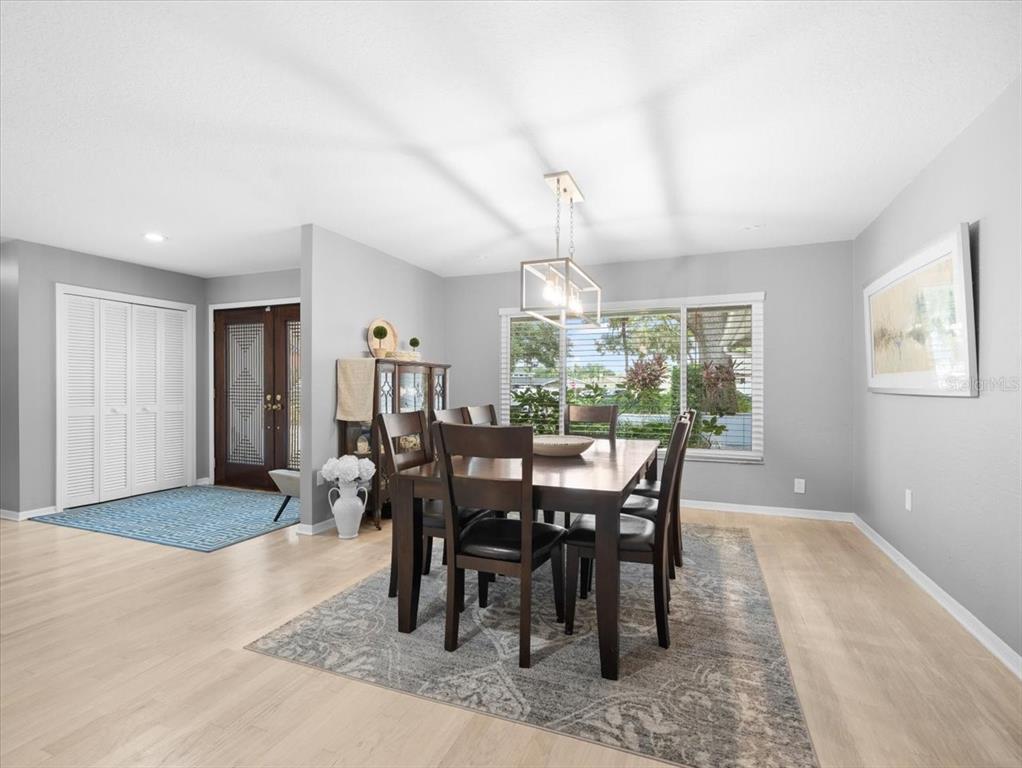 Tampa, Florida, 33618, United States, 4 Bedrooms Bedrooms, ,3 BathroomsBathrooms,Residential,For Sale,1941993