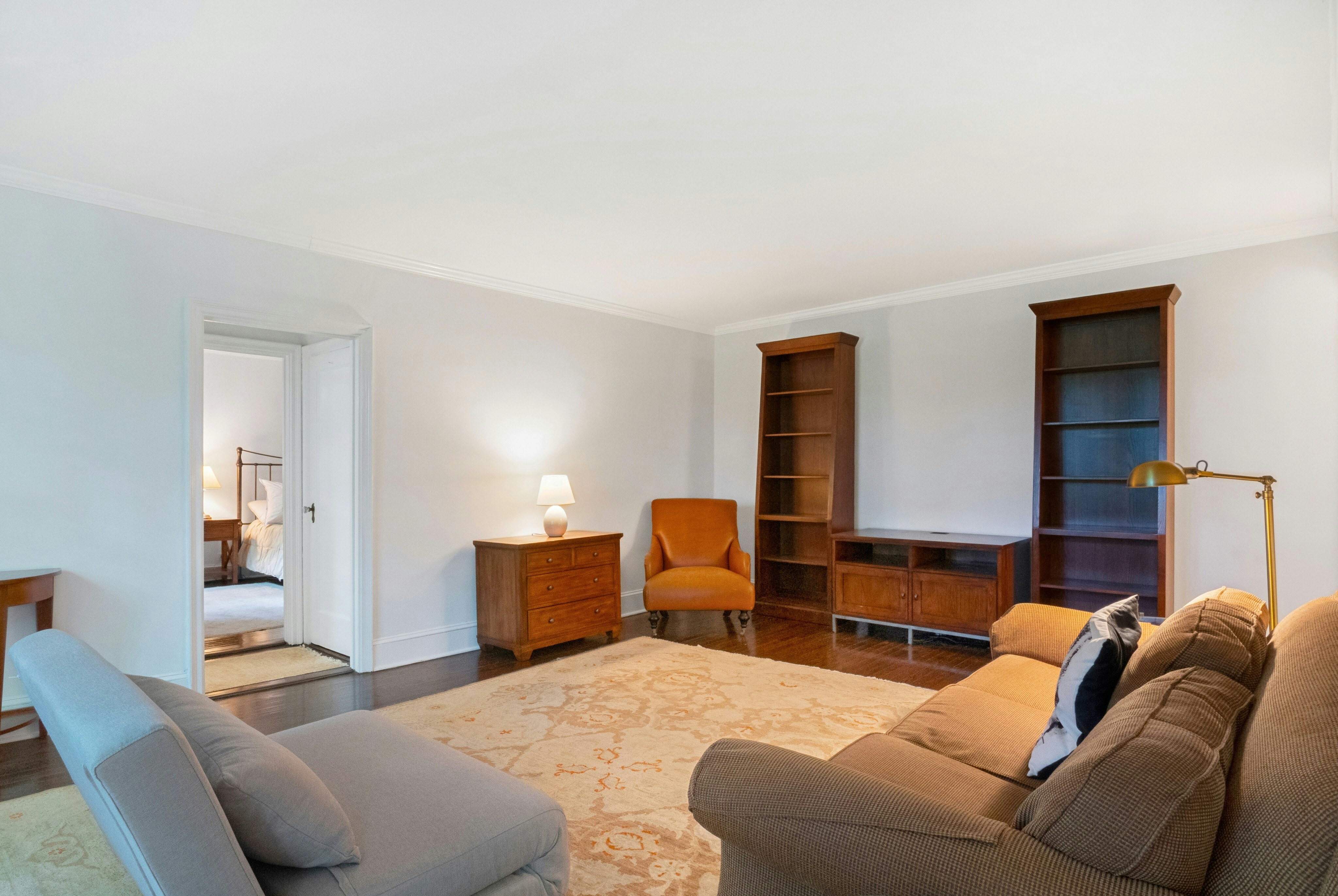  Tucked into a quiet section of the complex is this bright and inviting 1-BR - 物件實景