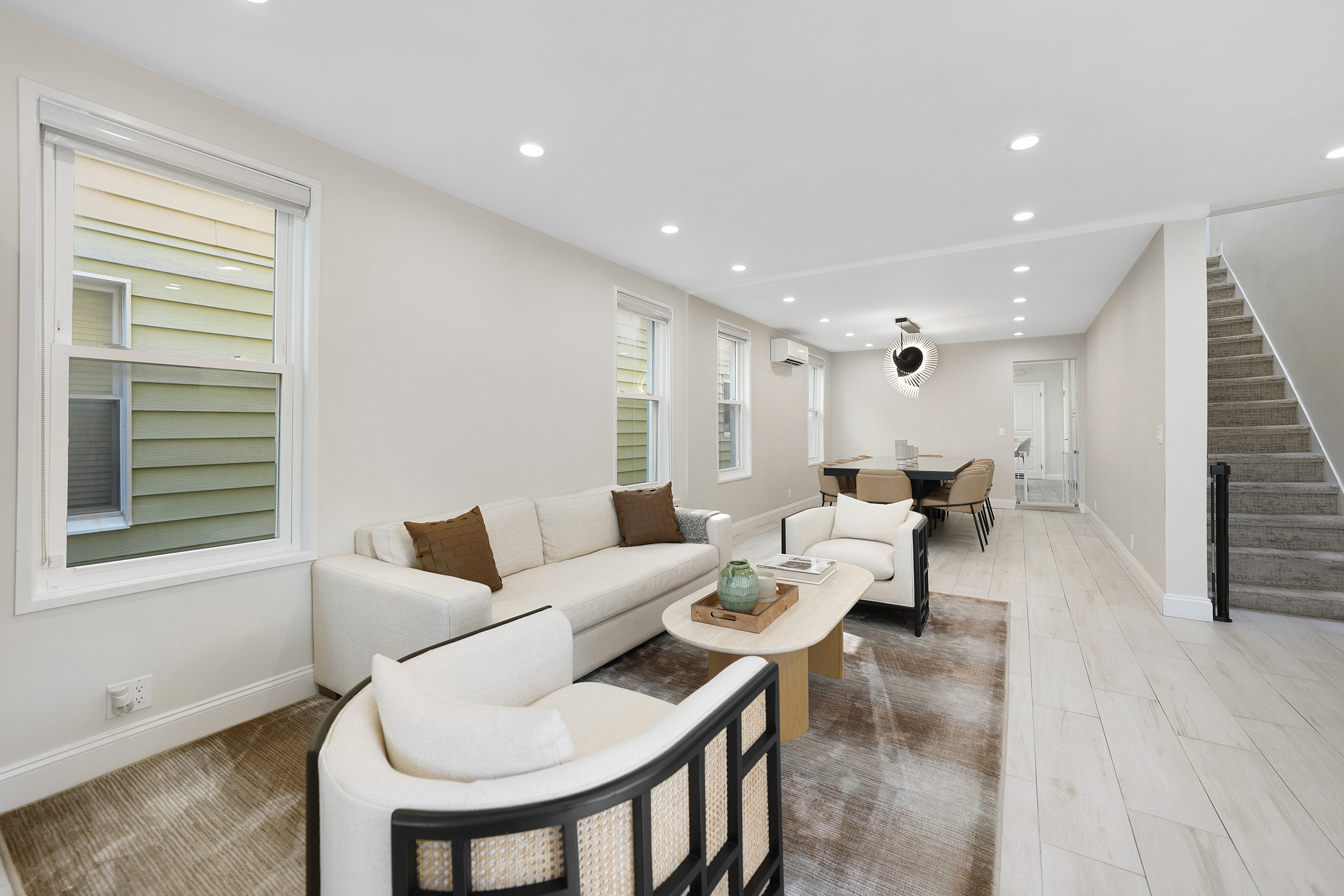 Brooklyn, New York, 11230, United States, 4 Bedrooms Bedrooms, ,4 BathroomsBathrooms,Residential,For Sale,1981094