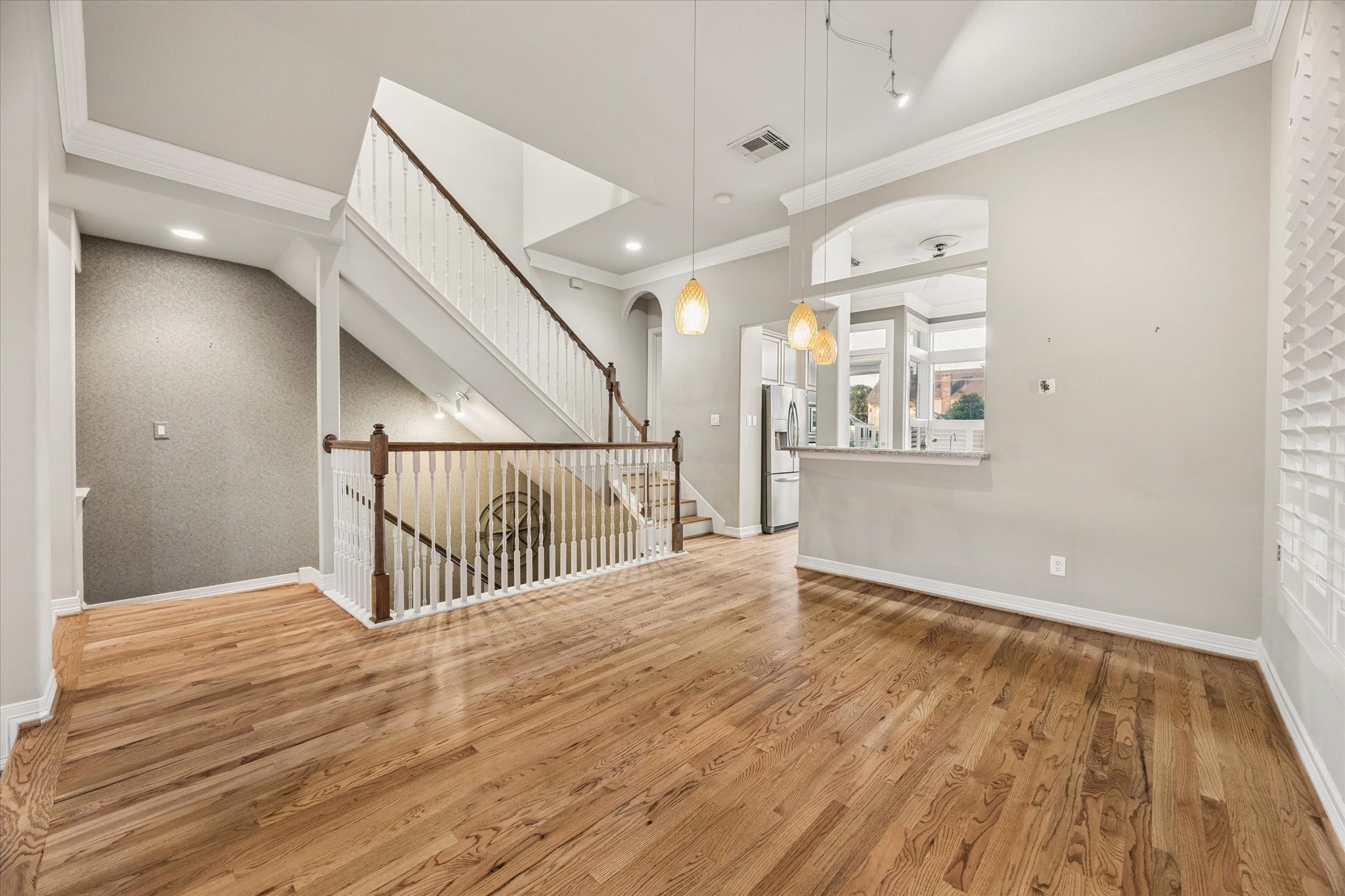  1515 Hyde Park Boulevard #5 - 物件實景