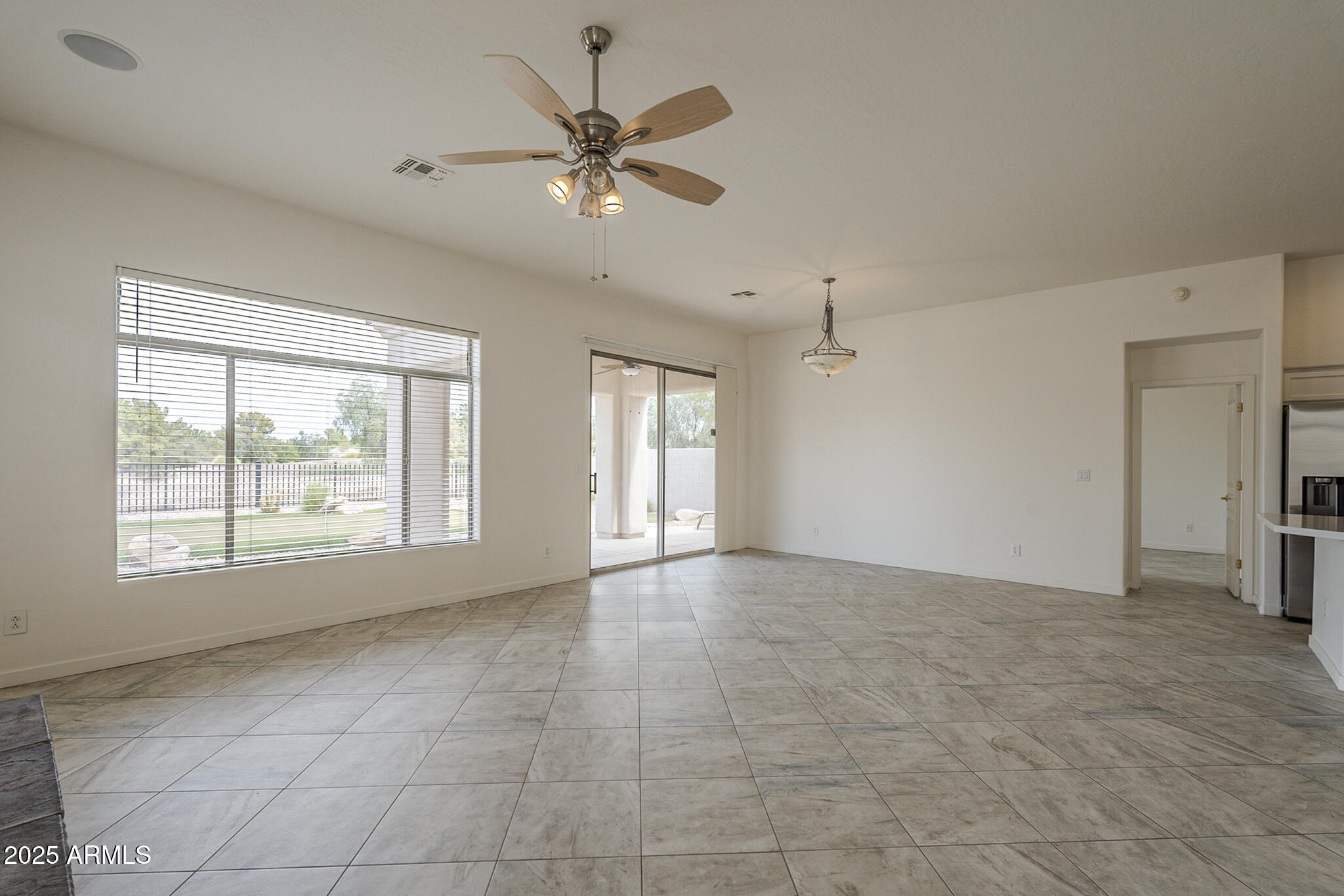 Phoenix, Arizona, 85042, United States, 3 Bedrooms Bedrooms, ,Residential,For Sale,1939131