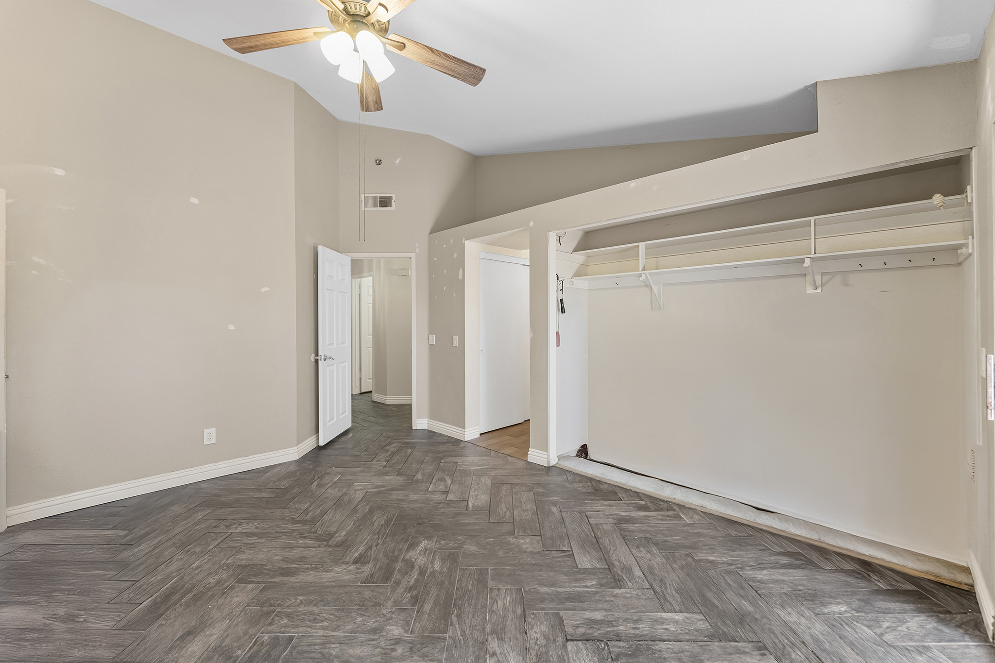 Banning, California, 92220, United States, 4 Bedrooms Bedrooms, ,2 BathroomsBathrooms,Residential,For Sale,1983509