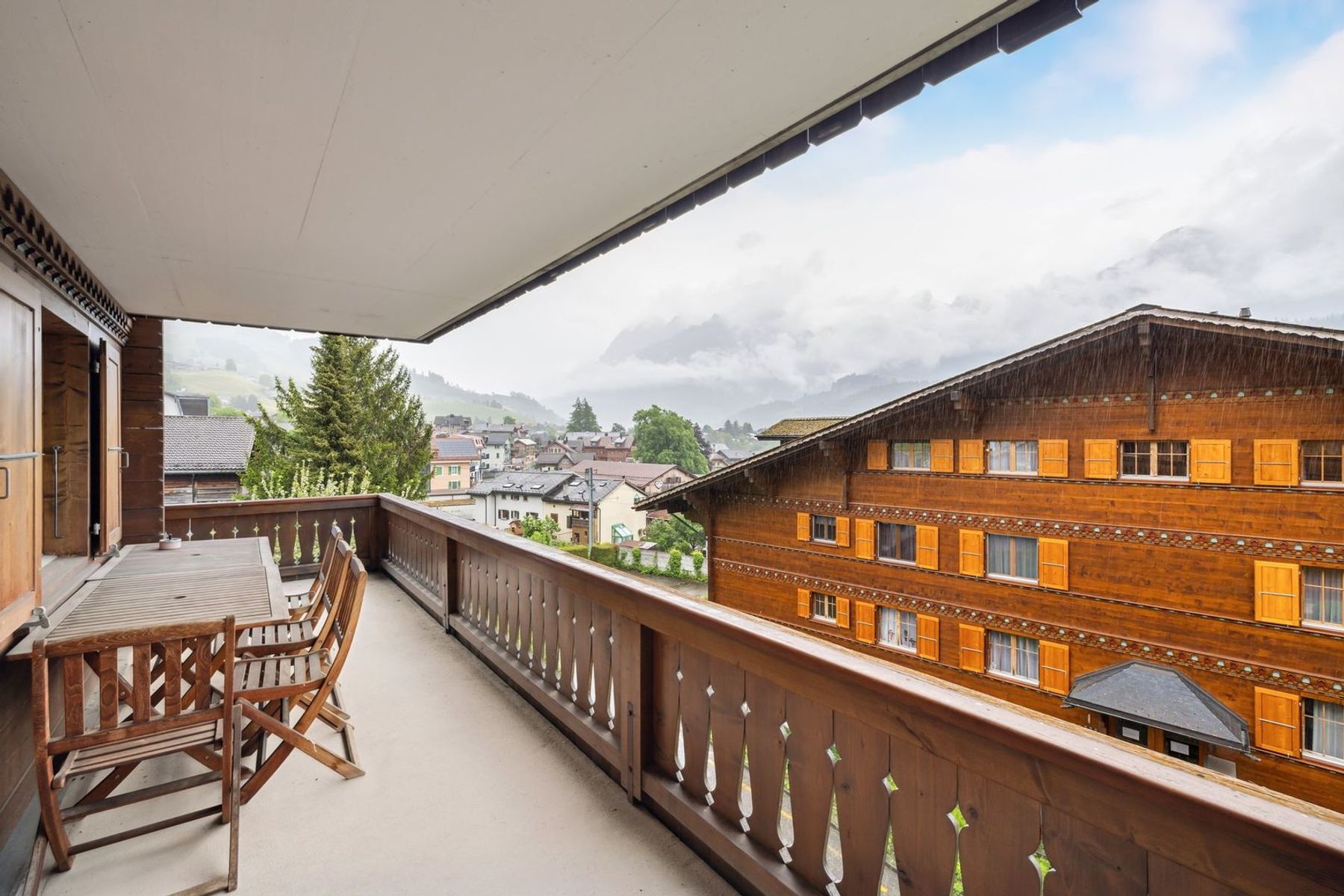  Charming 3-bedroom apartment with mountain views - 物件實景