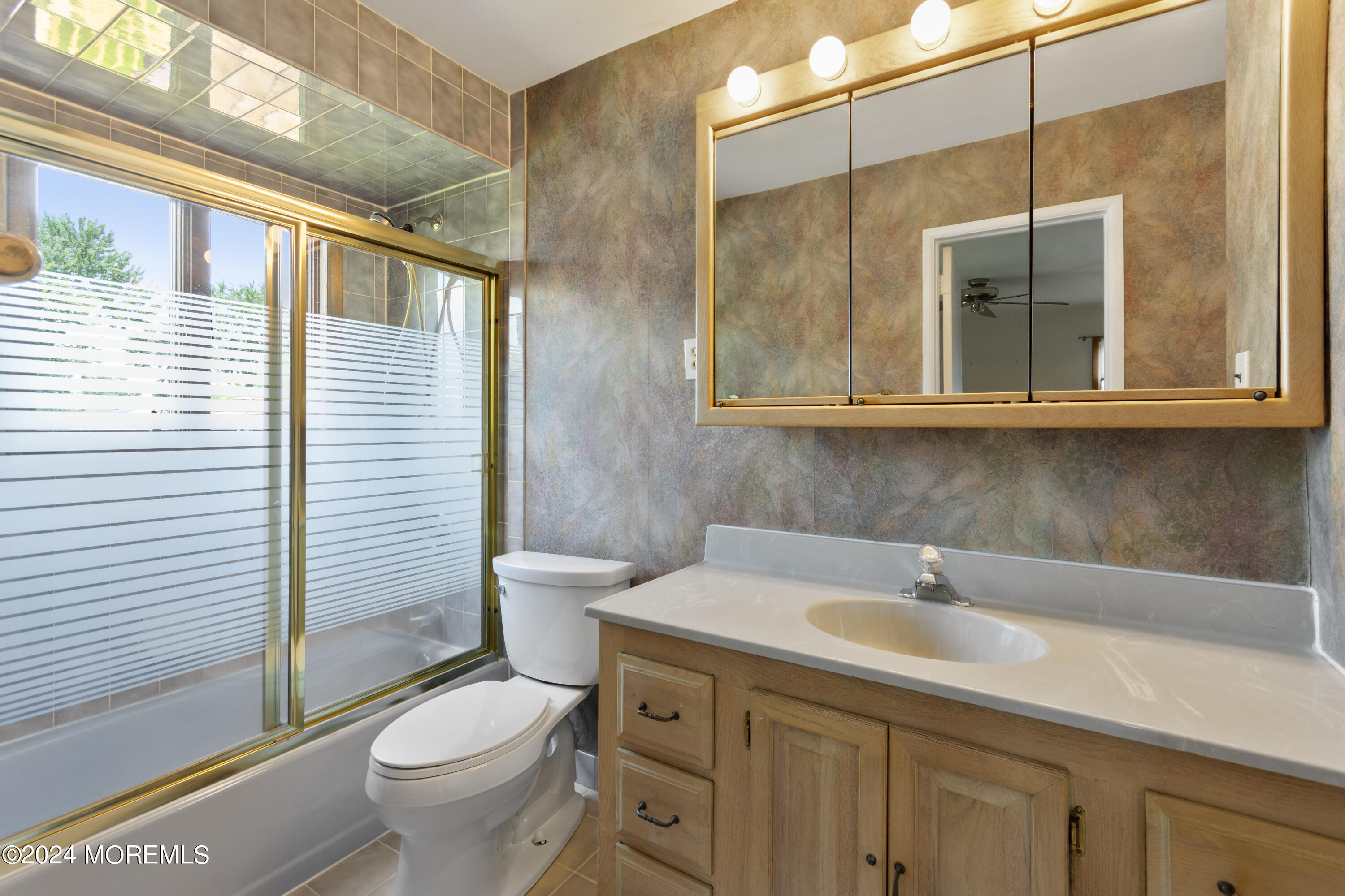Old Bridge, New Jersey, 08857, United States, 3 Bedrooms Bedrooms, ,2 BathroomsBathrooms,Residential,For Sale,1872479