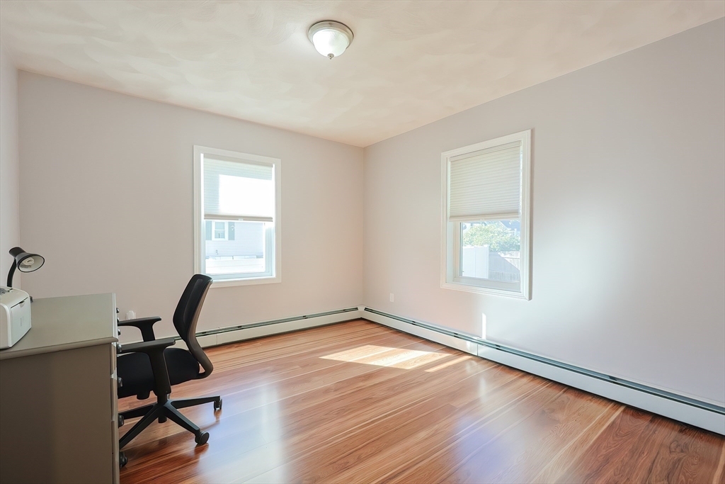 Peabody, Massachusetts, 01960, United States, 3 Bedrooms Bedrooms, ,2 BathroomsBathrooms,Residential,For Sale,2002865