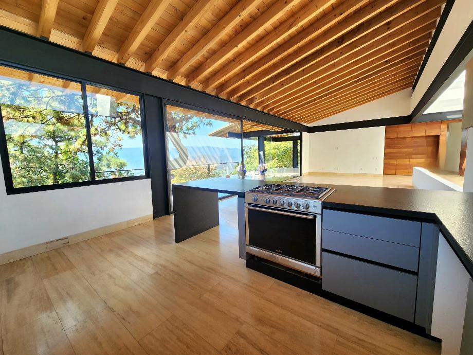 Valle de Bravo, Estado de México, 51200, Mexico, 4 Bedrooms Bedrooms, ,4 BathroomsBathrooms,Residential,For Sale,1722310