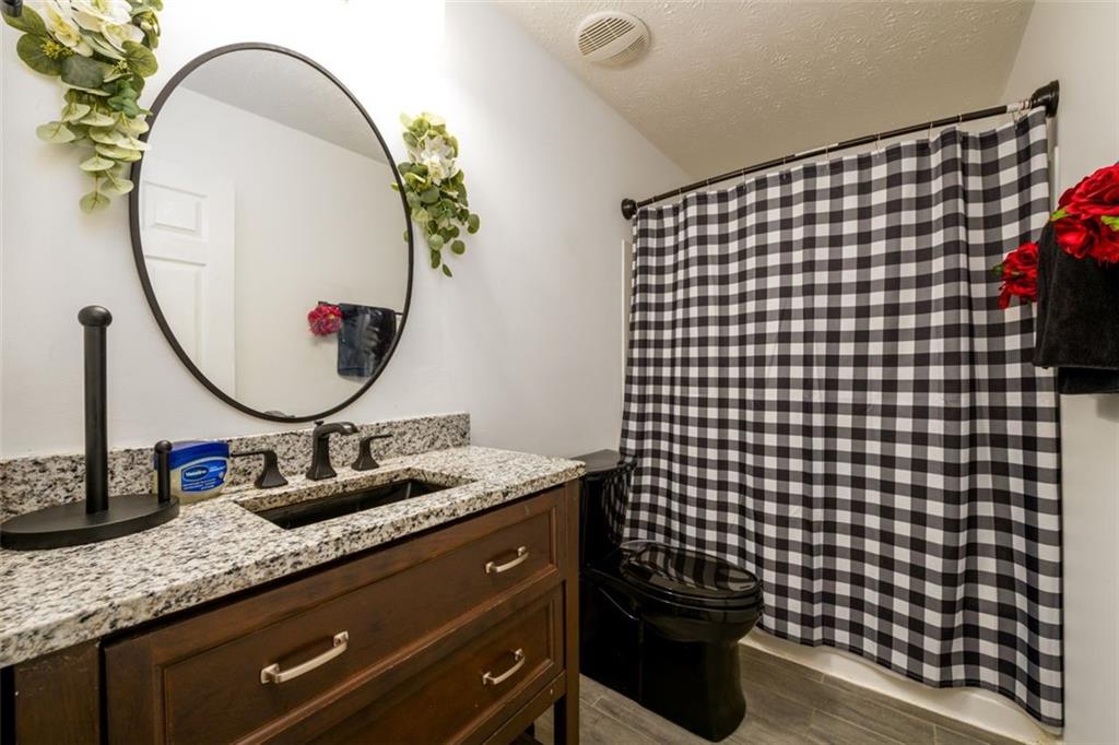 Lawrenceville, Georgia, 30046, United States, 5 Bedrooms Bedrooms, ,4 BathroomsBathrooms,Residential,For Sale,1934412