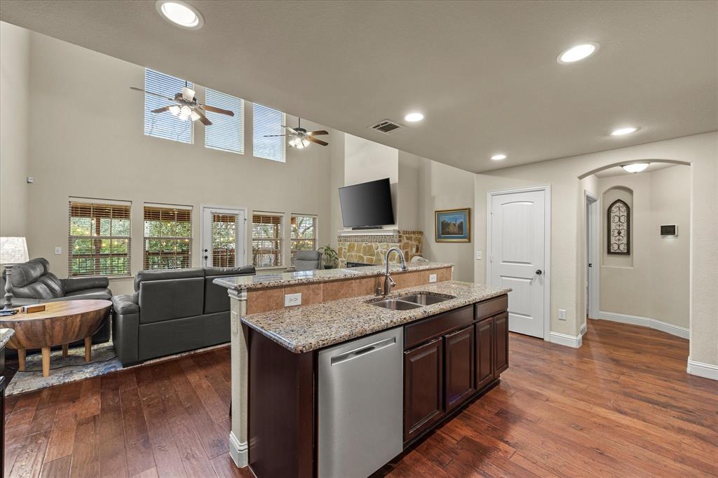Rockwall, Texas, 75032, United States, 4 Bedrooms Bedrooms, ,3 BathroomsBathrooms,Residential,For Sale,1720760