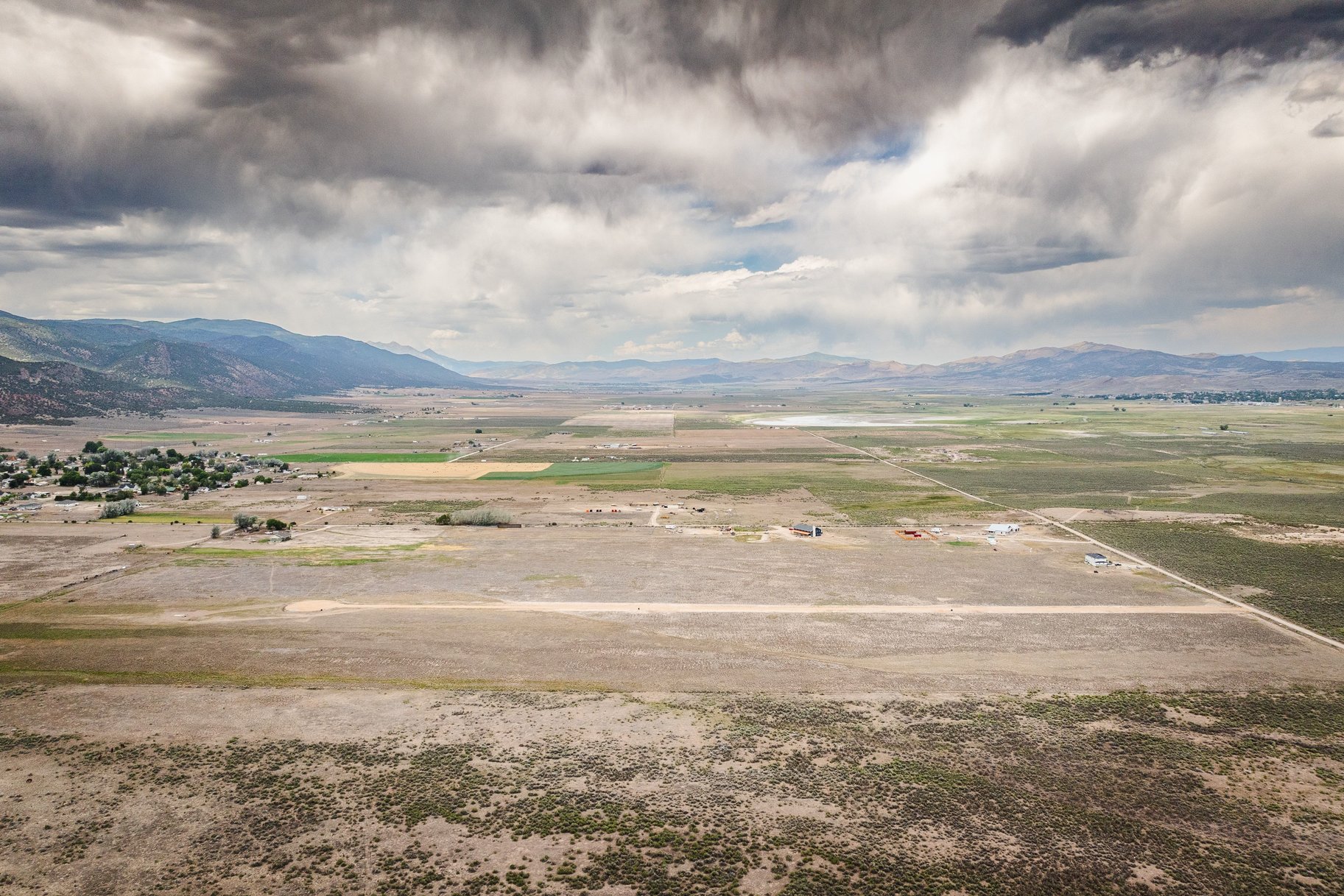  8.5-Acre Lots, No HOA, Stunning Horseshoe Mountain Views - 物件實景