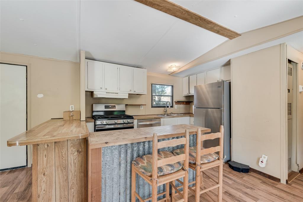 Maypearl, Texas, 76064, United States, 5 Bedrooms Bedrooms, ,3 BathroomsBathrooms,Residential,For Sale,1979588