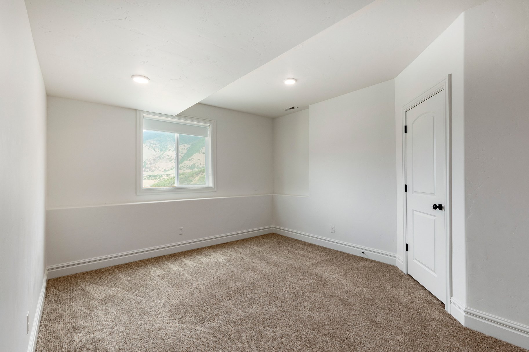  Custom Home with Fully Finished ADU Near Golf, Trails & Mountain Views - 物件實景