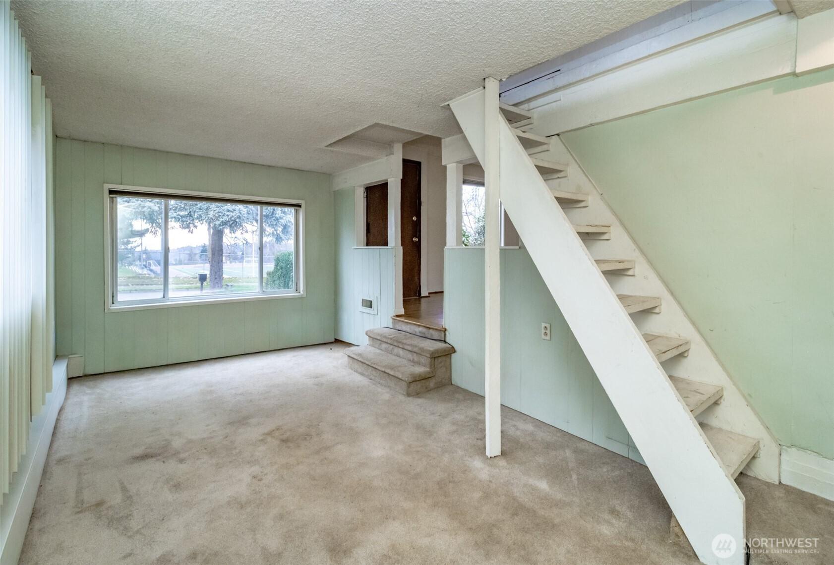 TUKWILA, Washington, 98168, United States, 2 Bedrooms Bedrooms, ,1 BathroomBathrooms,Residential,For Sale,2003003