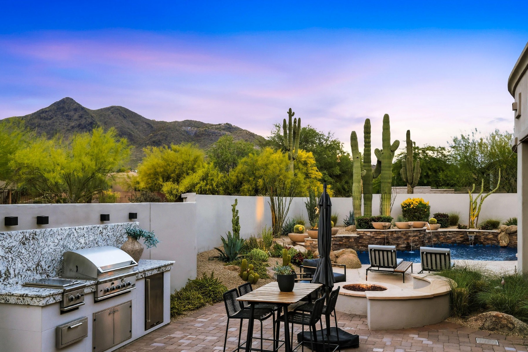  5680 E Villa Cassandra Way  Cave Creek, AZ - 物件實景