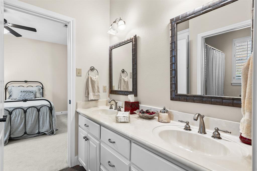 Waco, Texas, 76708, United States, 4 Bedrooms Bedrooms, ,4 BathroomsBathrooms,Residential,For Sale,1989175