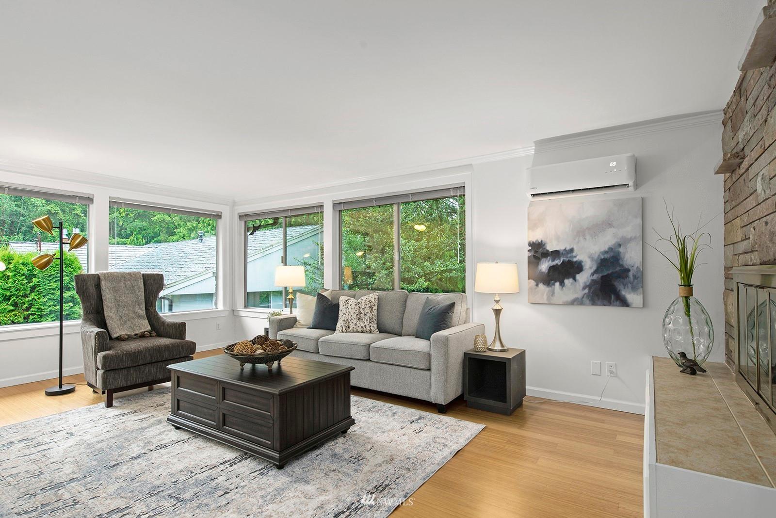 12340 24TH AVENUE NE, SEATTLE, Washington, 98125, United States, 4 Bedrooms Bedrooms, ,3 BathroomsBathrooms,Residential,For Sale,12340 24TH AVENUE NE,1435509