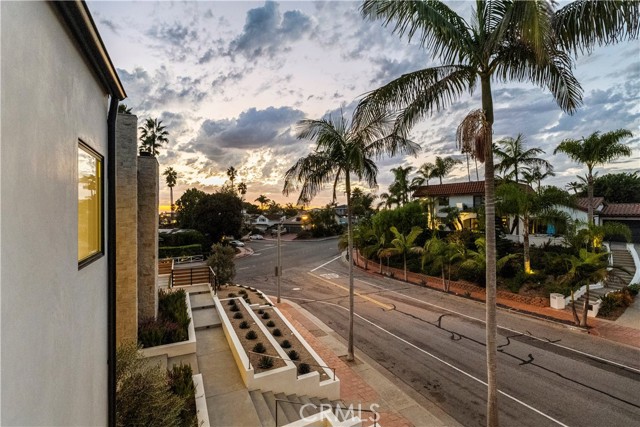 San Clemente, California, 92672, United States, 4 Bedrooms Bedrooms, ,4 BathroomsBathrooms,Residential,For Sale,1975978
