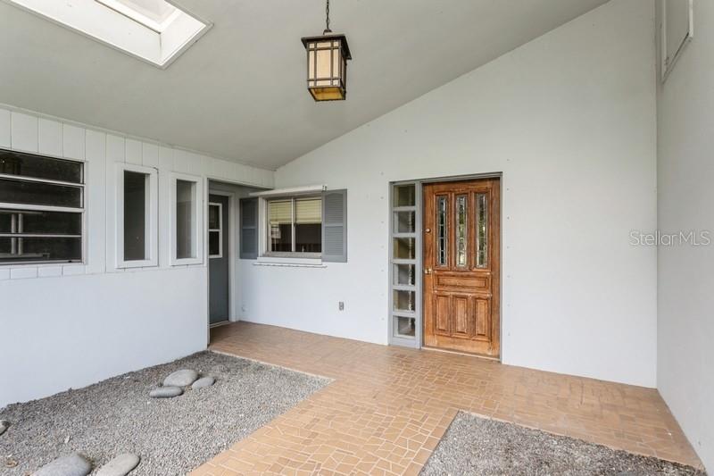 Dunedin, Florida, 34698, United States, 3 Bedrooms Bedrooms, ,2 BathroomsBathrooms,Residential,For Sale,1857306