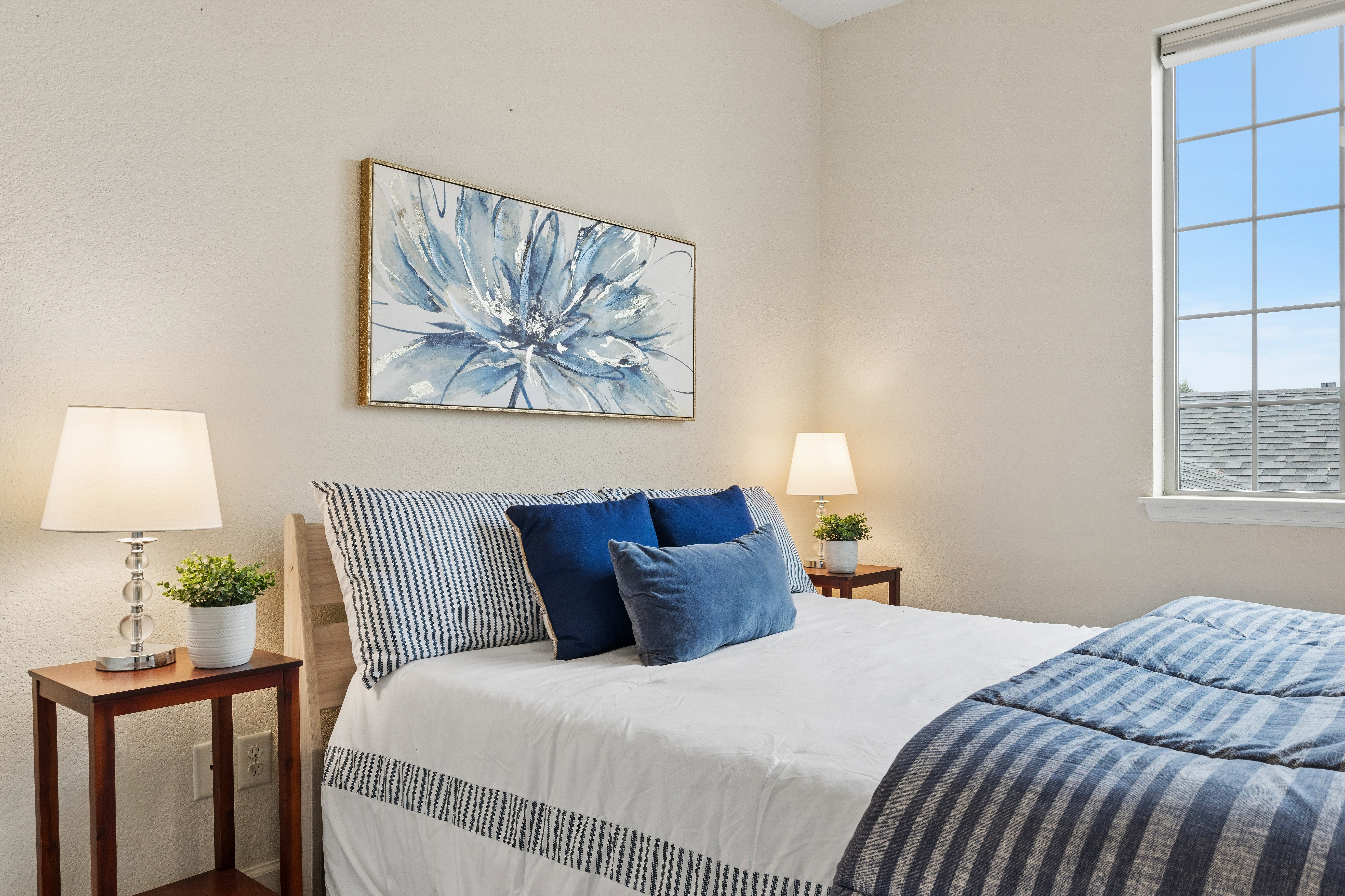  Truly Move-In Ready, Well-Maintained Duplex in the Desirable Town of Loveland - 物件實景
