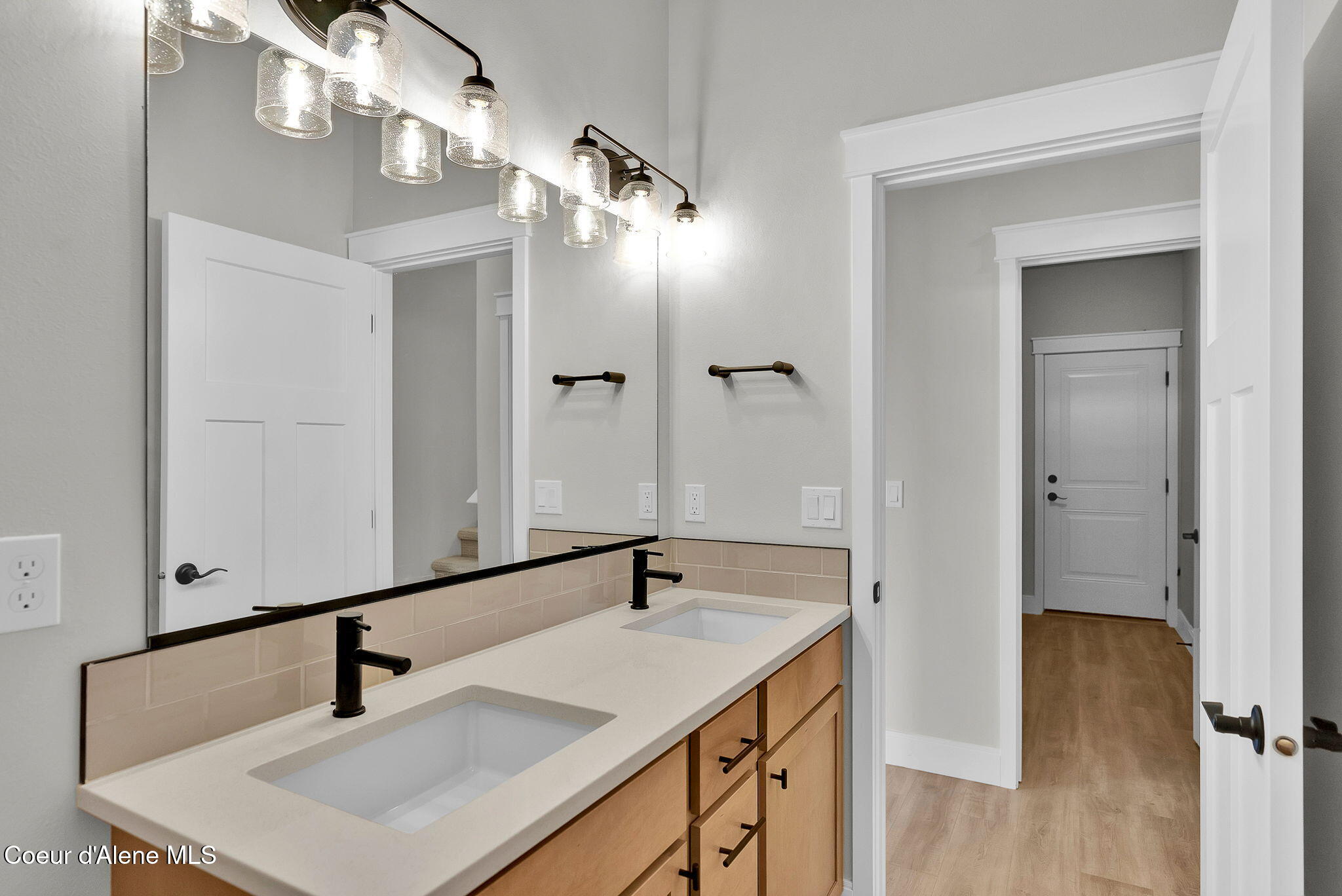 Rathdrum, Idaho, 83858, United States, 3 Bedrooms Bedrooms, ,1 BathroomBathrooms,Residential,For Sale,1999079