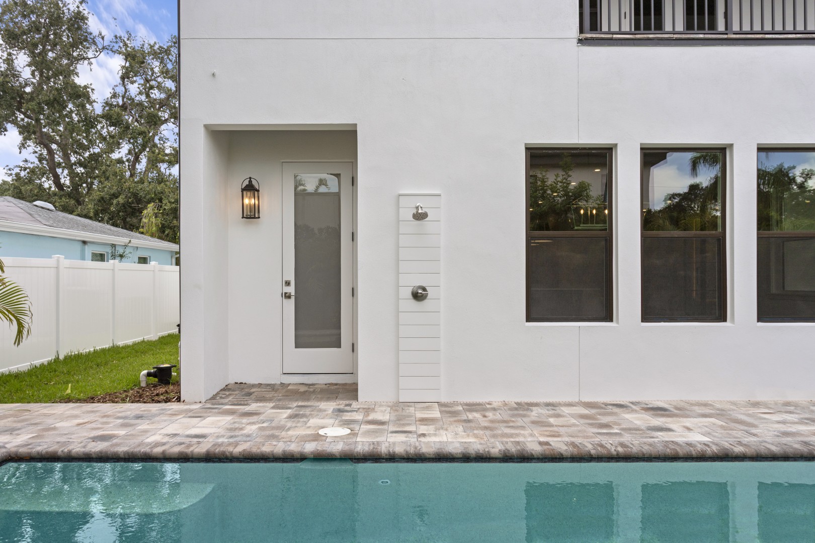 Tampa, Florida, 33611, United States, 6 Bedrooms Bedrooms, ,6 BathroomsBathrooms,Residential,For Sale,1981634