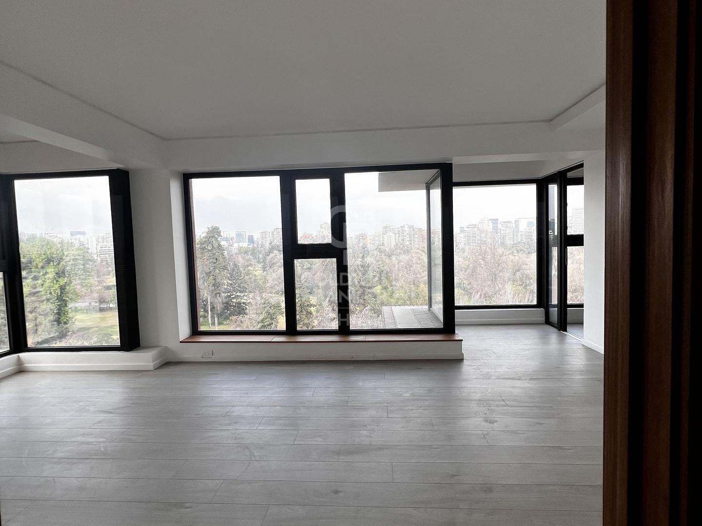 Vitacura, Chile, 4 Bedrooms Bedrooms, ,3 BathroomsBathrooms,Residential,For Sale,1972494