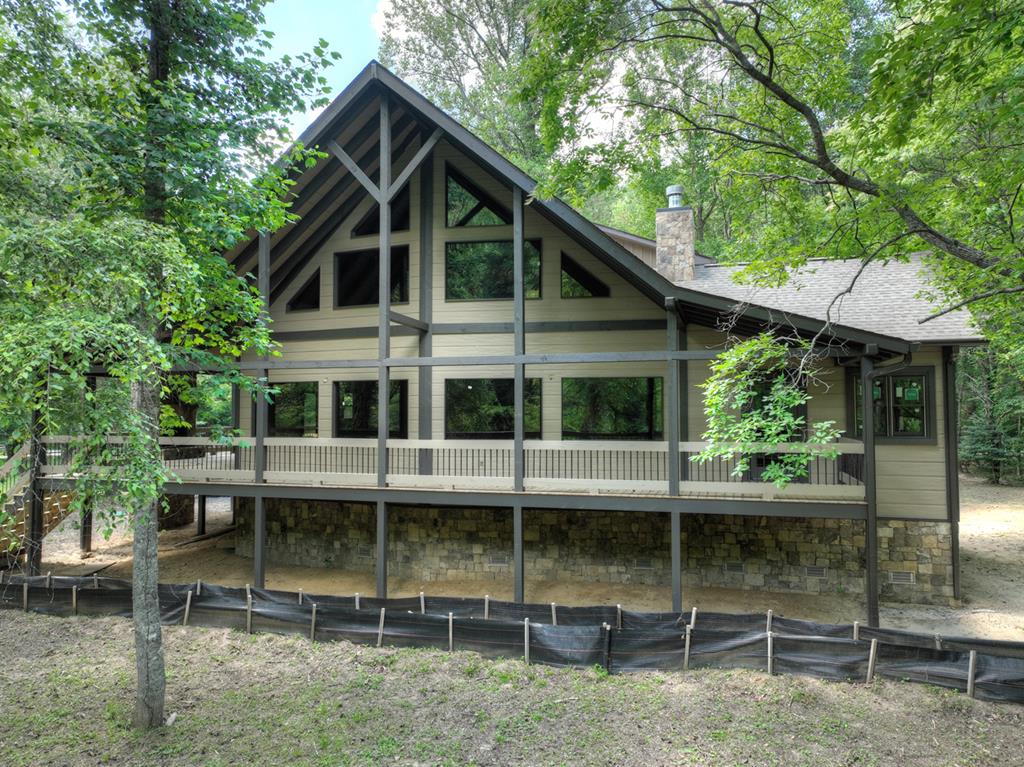 Mineral Bluff, Georgia, 30559, United States, 4 Bedrooms Bedrooms, ,5 BathroomsBathrooms,Residential,For Sale,1858917