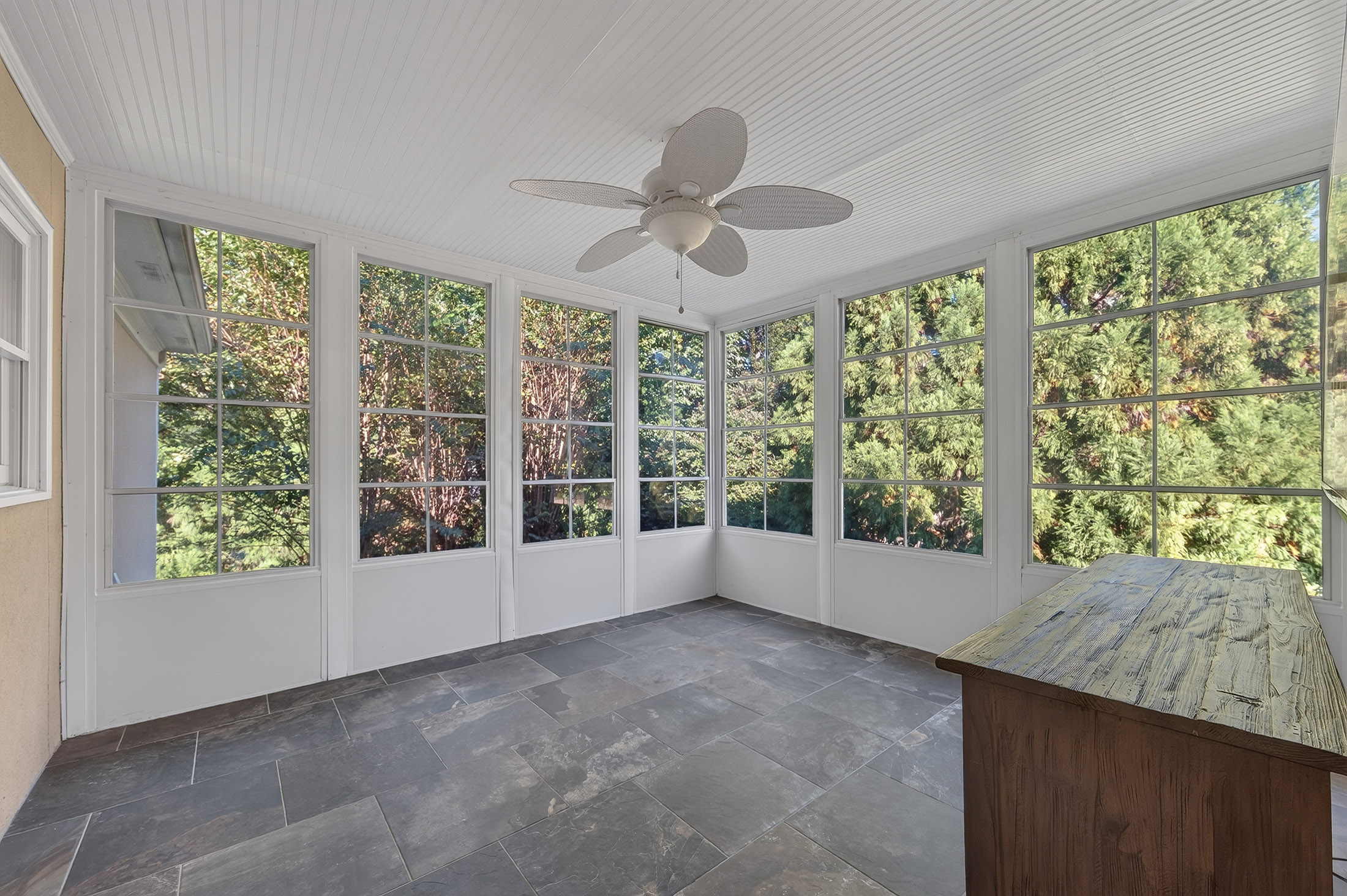  Custom-Built Home in The Grove at Highland Pointe - 物件實景